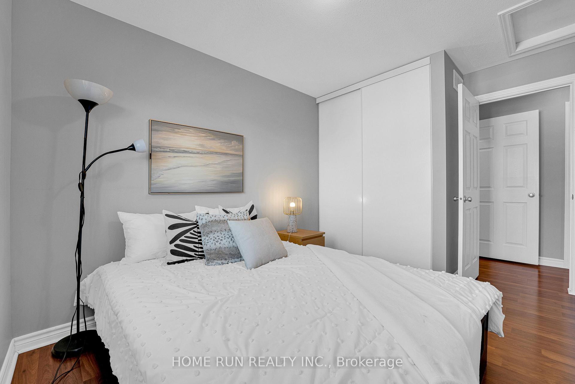 Photo 35 of 770B Chapman Mills Drive, Ottawa, Barrhaven - Strandherd — HOMEH