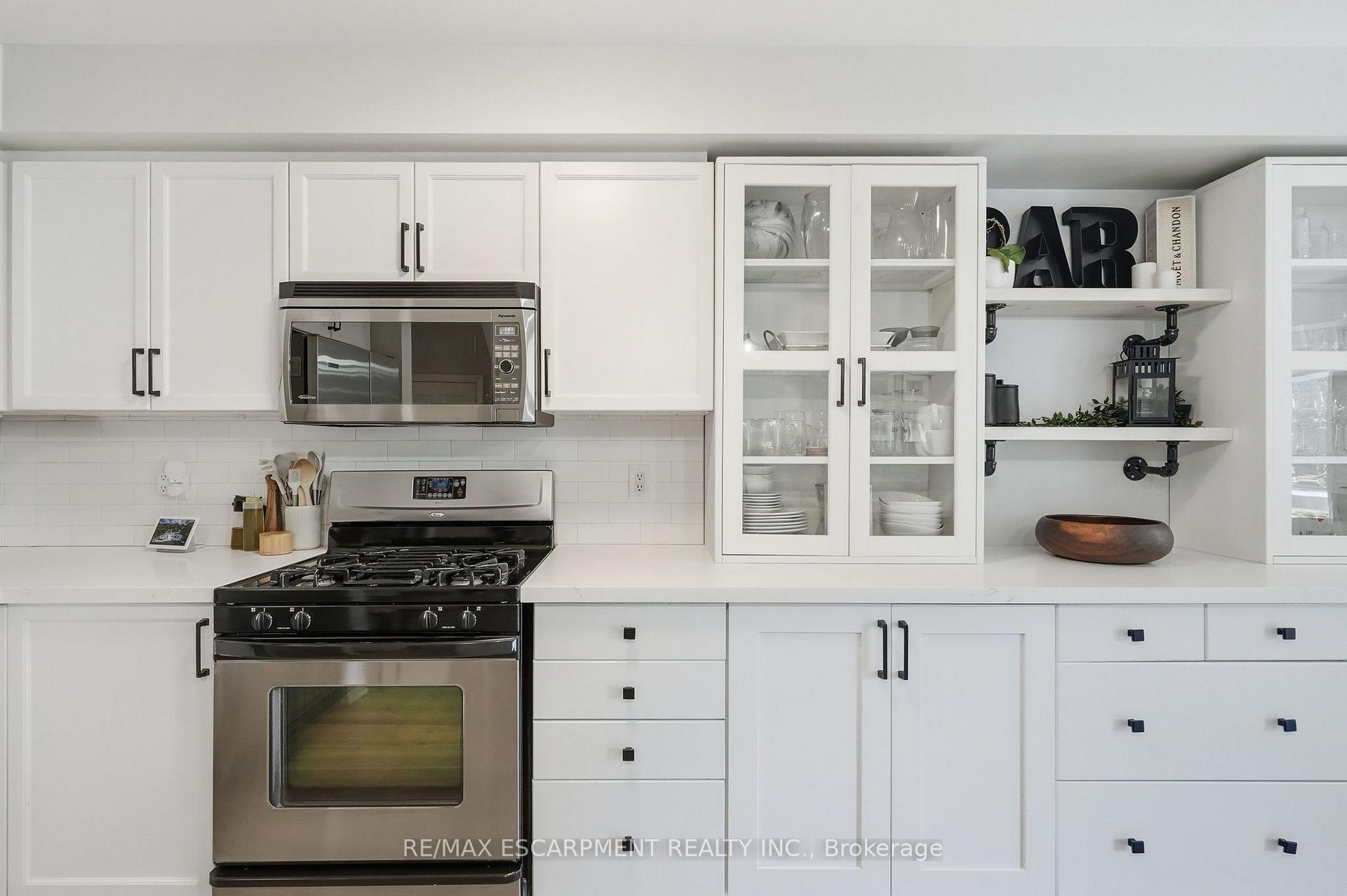 Photo 6 of Unit 12, 39 Panabaker Drive, Hamilton, Ancaster — HOMEH
