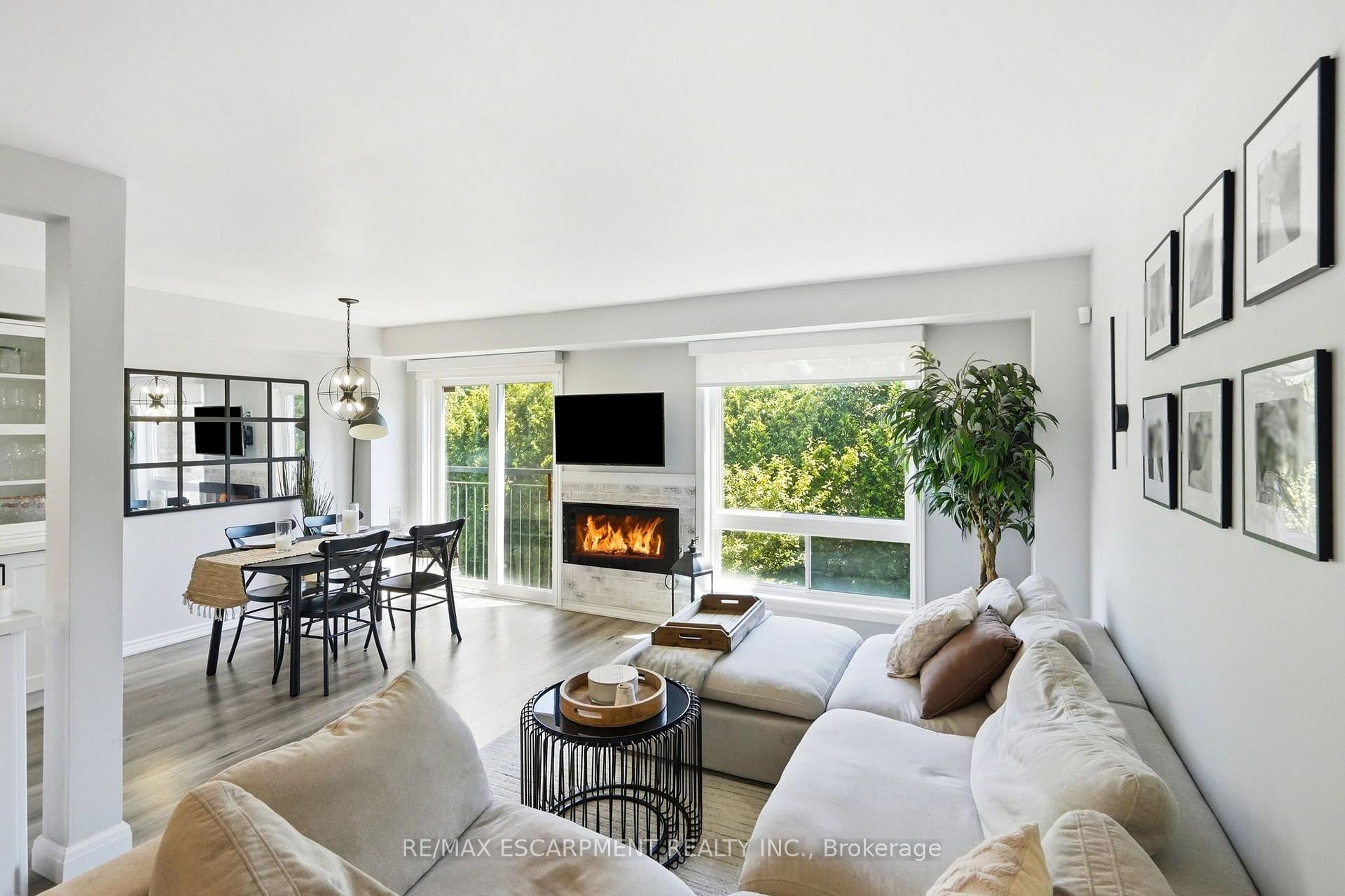 Photo 15 of Unit 12, 39 Panabaker Drive, Hamilton, Ancaster — HOMEH