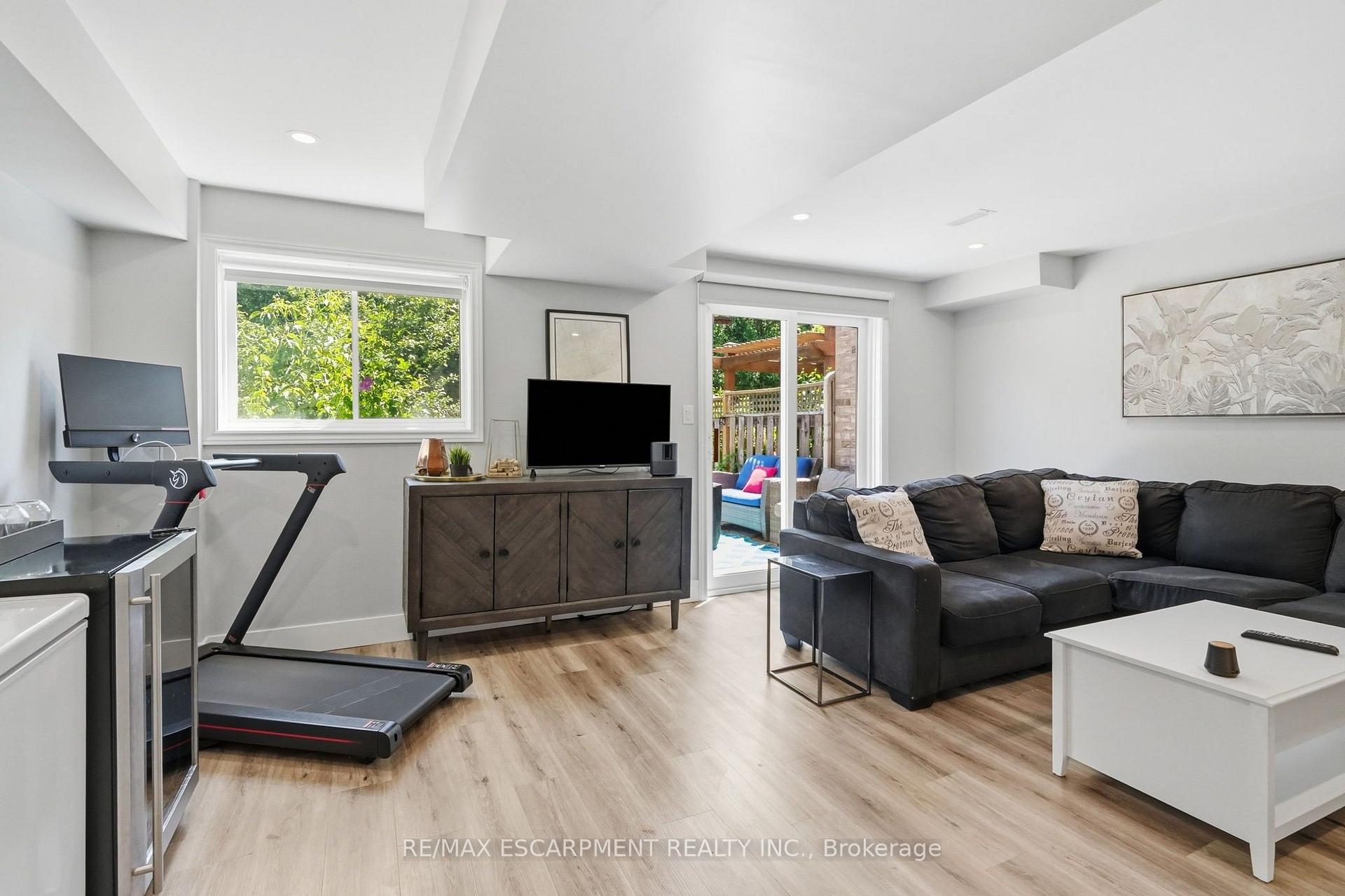 Photo 32 of Unit 12, 39 Panabaker Drive, Hamilton, Ancaster — HOMEH