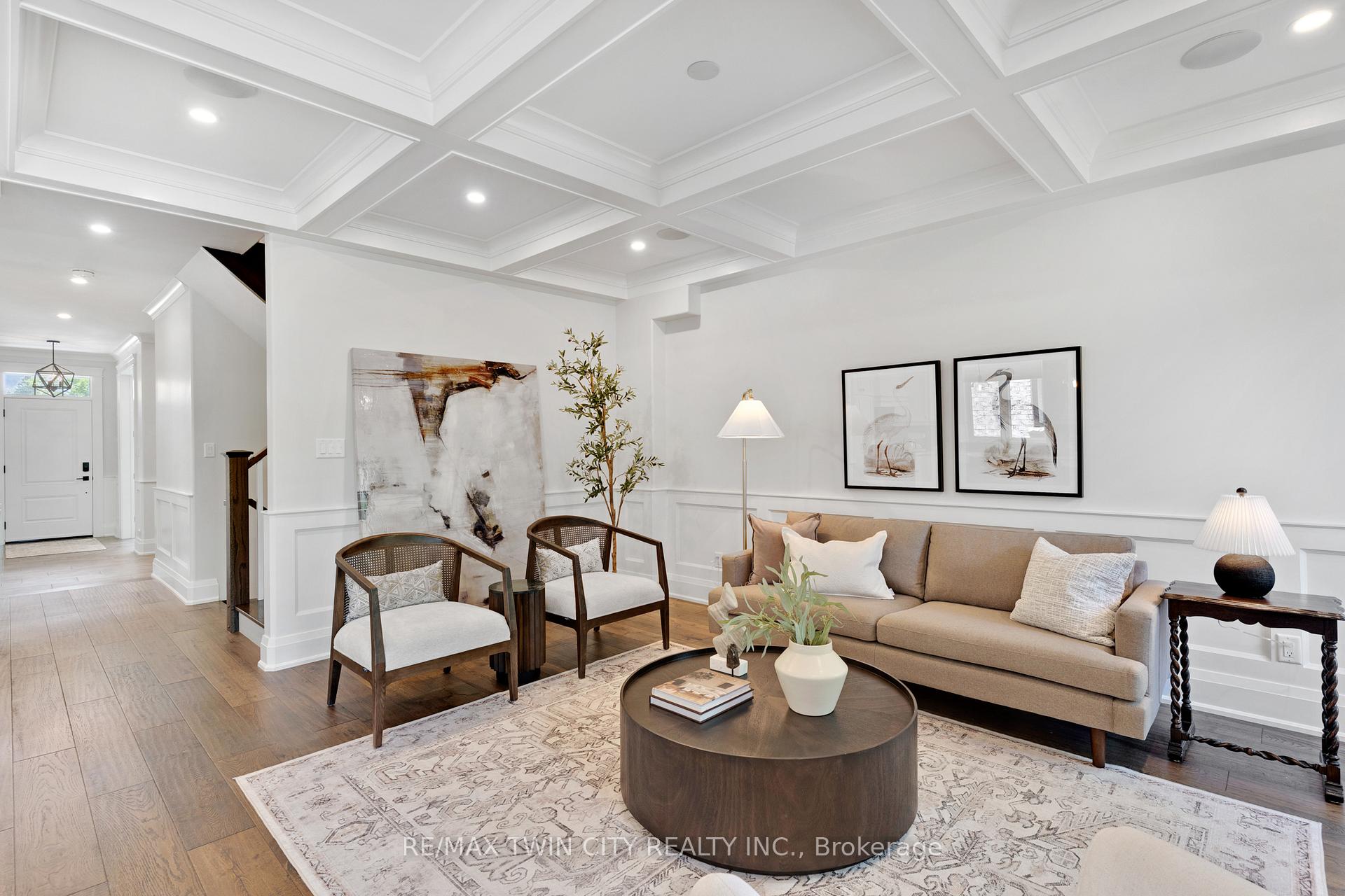 Photo 8 of 12 George Street, Waterloo, Uptown West — HOMEH