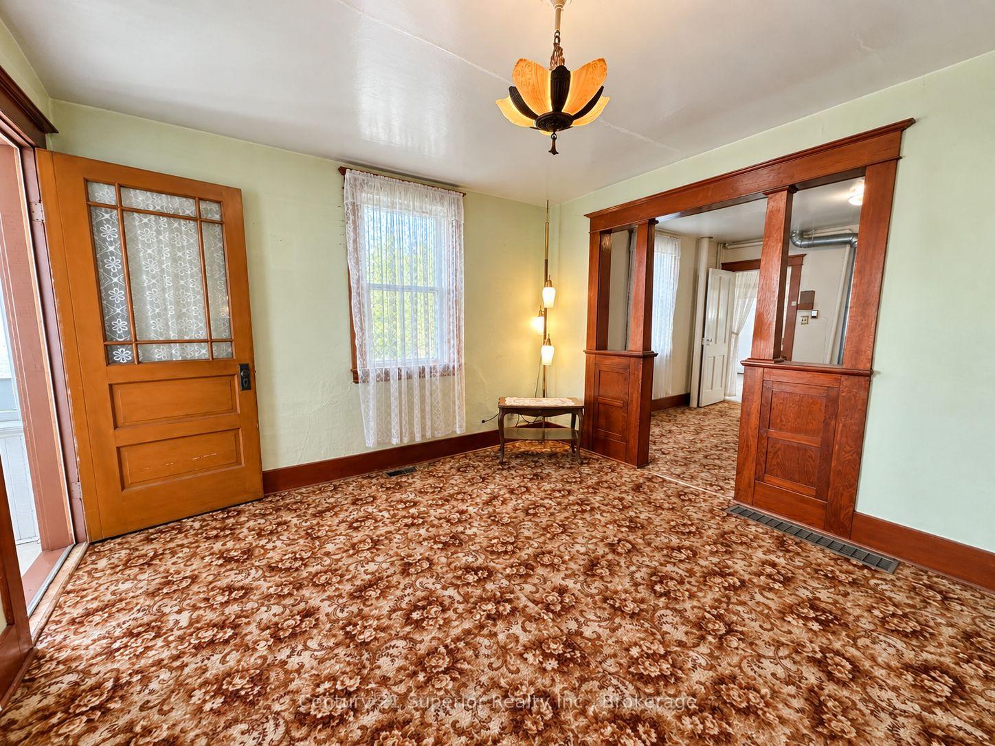 Photo 11 of 531 Mctavish Street, Thunder Bay, East End — HOMEH