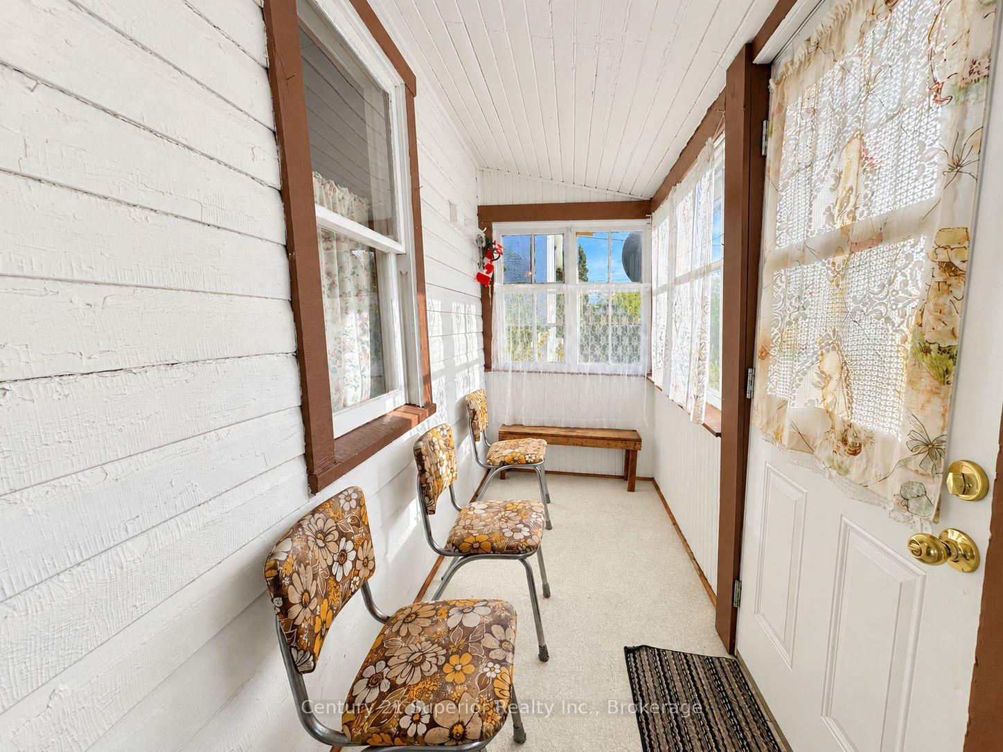 Photo 32 of 531 Mctavish Street, Thunder Bay, East End — HOMEH