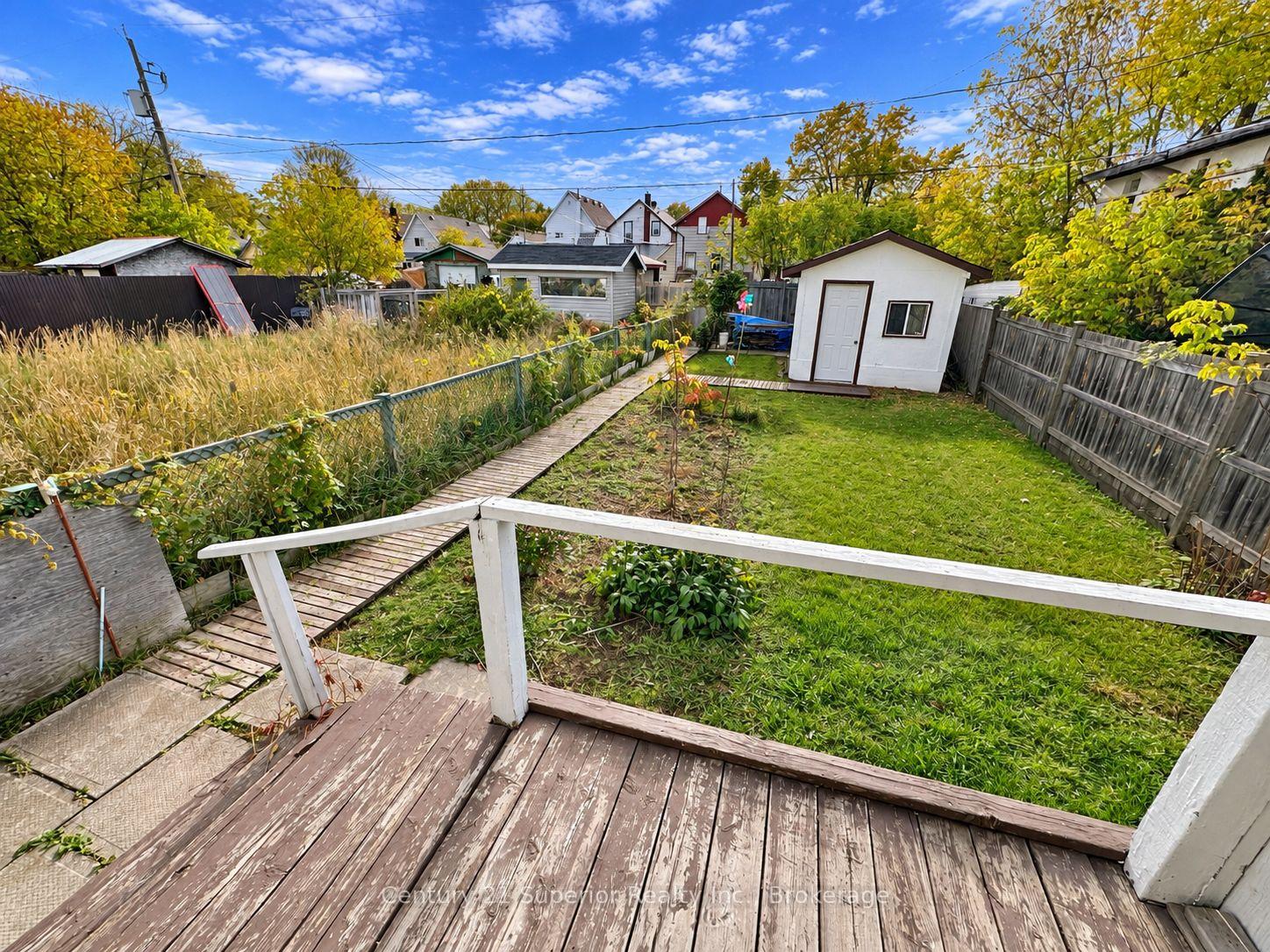 Photo 37 of 531 Mctavish Street, Thunder Bay, East End — HOMEH