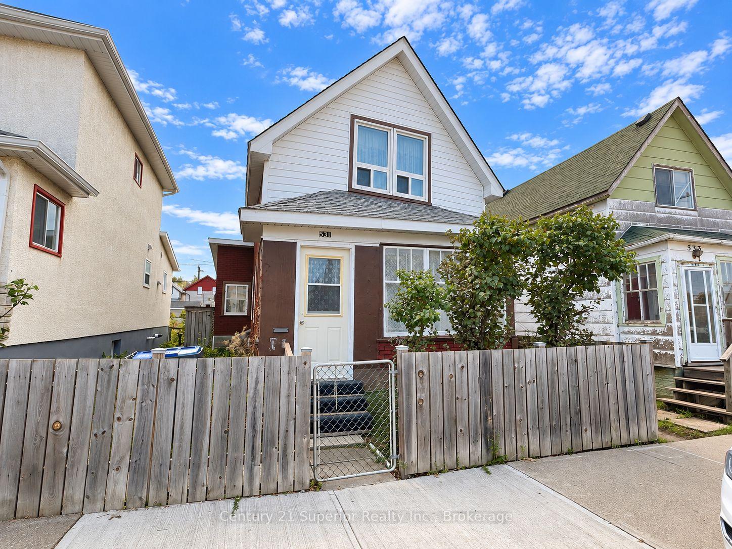 Photo 43 of 531 Mctavish Street, Thunder Bay, East End — HOMEH