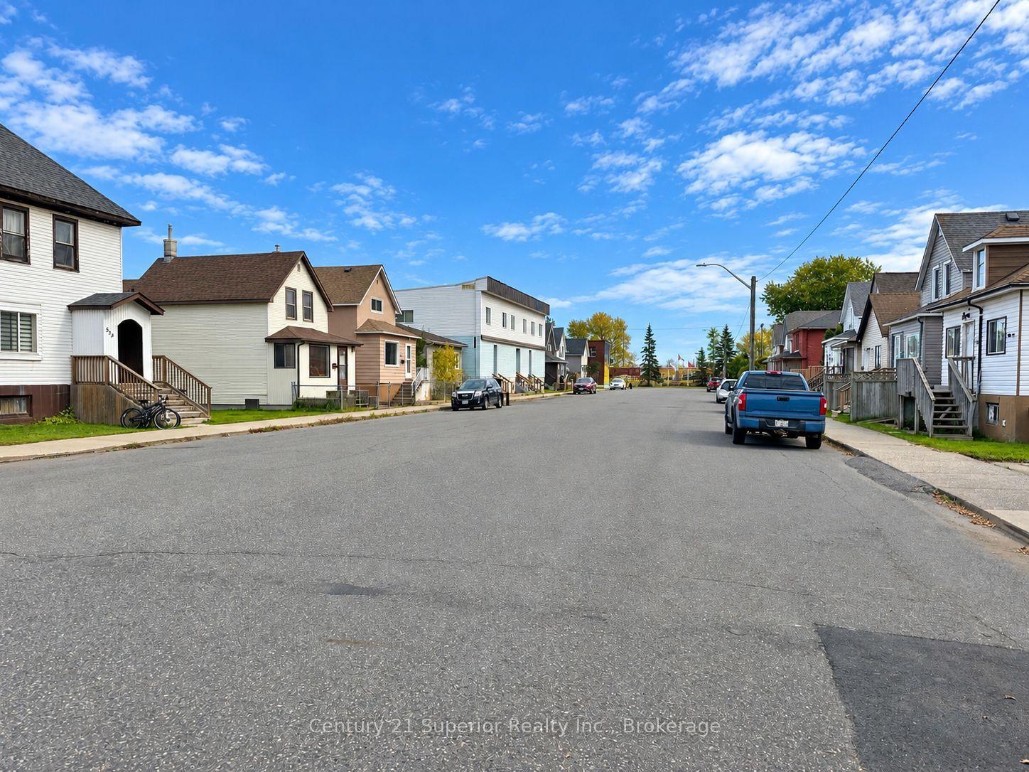 Photo 45 of 531 Mctavish Street, Thunder Bay, East End — HOMEH