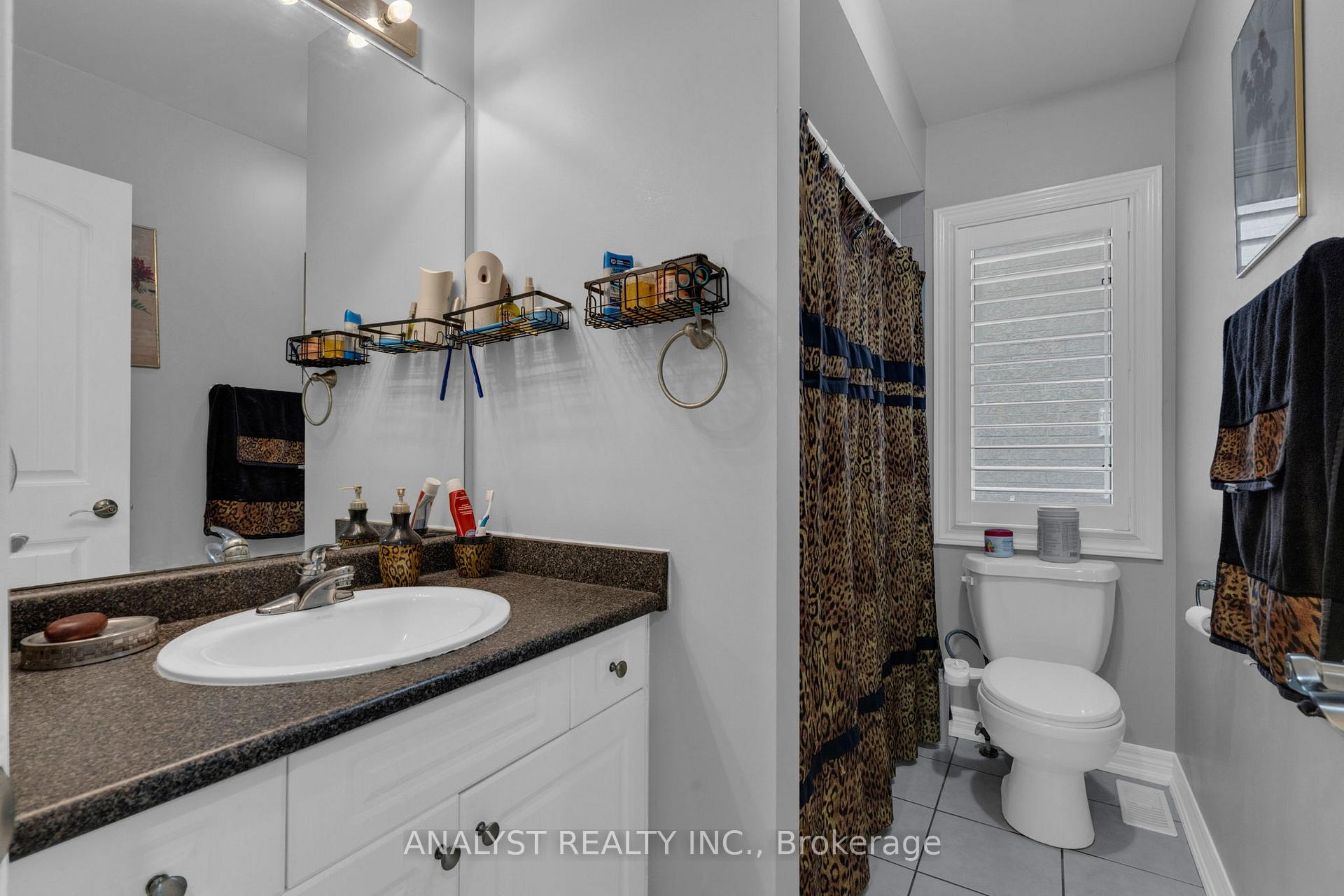 Photo 21 of 58 Saint Grace Court, Brampton, Bram East — HOMEH