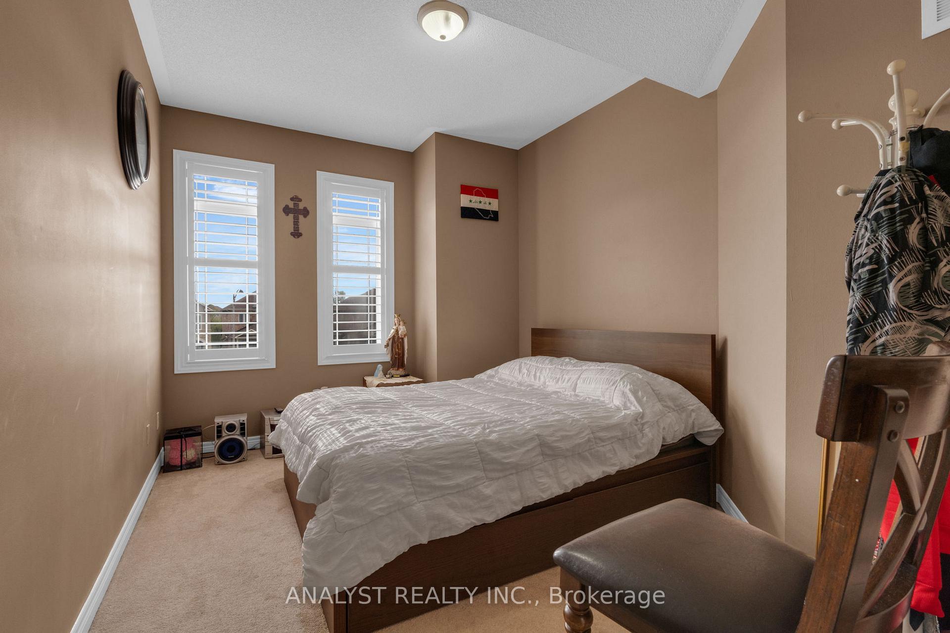 Photo 24 of 58 Saint Grace Court, Brampton, Bram East — HOMEH