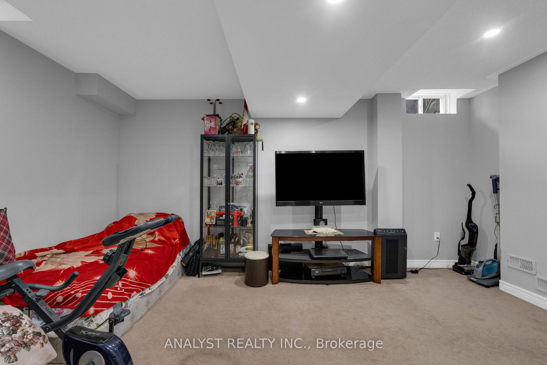 Photo 27 of 58 Saint Grace Court, Brampton, Bram East — HOMEH