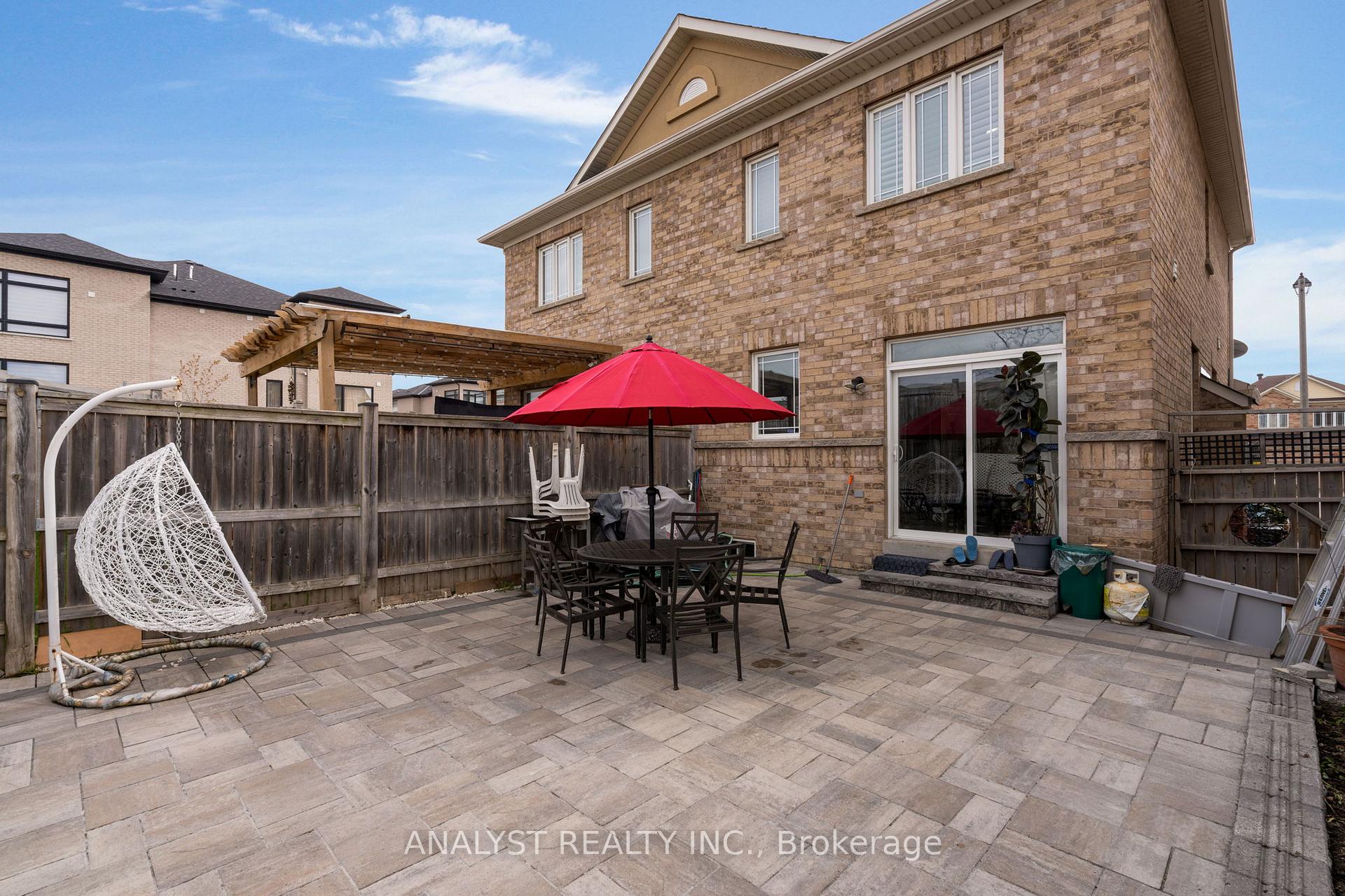Photo 32 of 58 Saint Grace Court, Brampton, Bram East — HOMEH