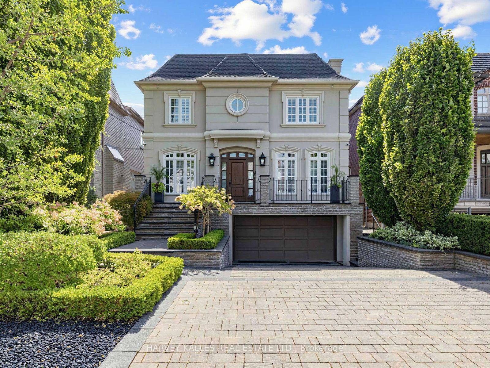 Photo of 629 Bedford Park Avenue
