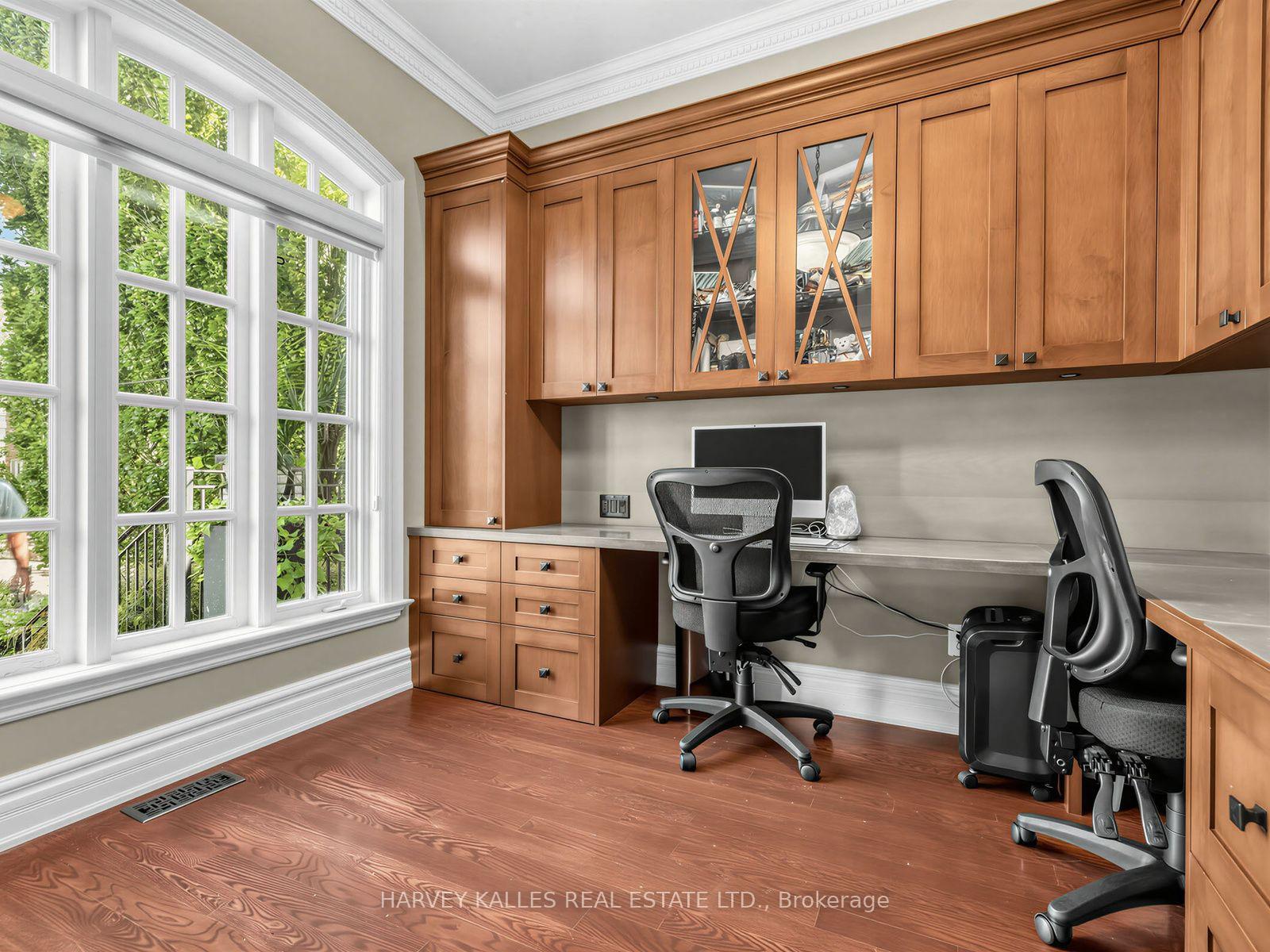 Photo 8 of 629 Bedford Park Avenue, Toronto, Bedford Park-Nortown — HOMEH