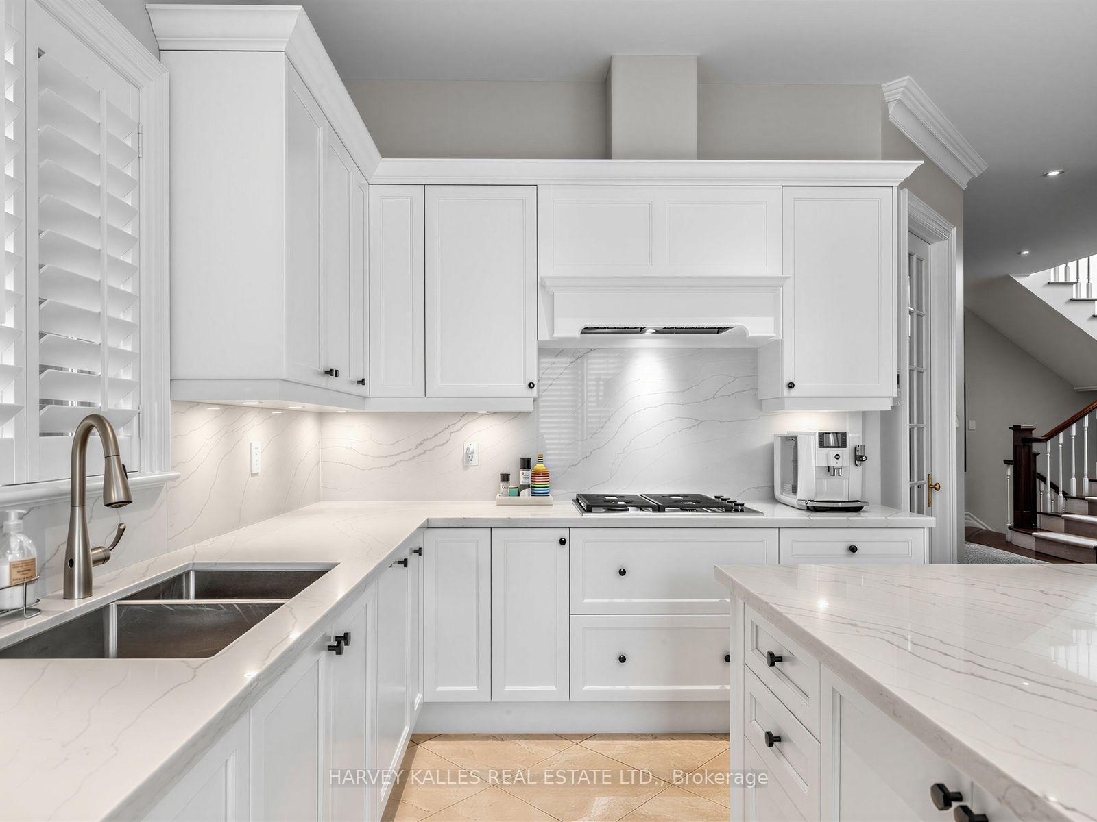 Photo 24 of 629 Bedford Park Avenue, Toronto, Bedford Park-Nortown — HOMEH