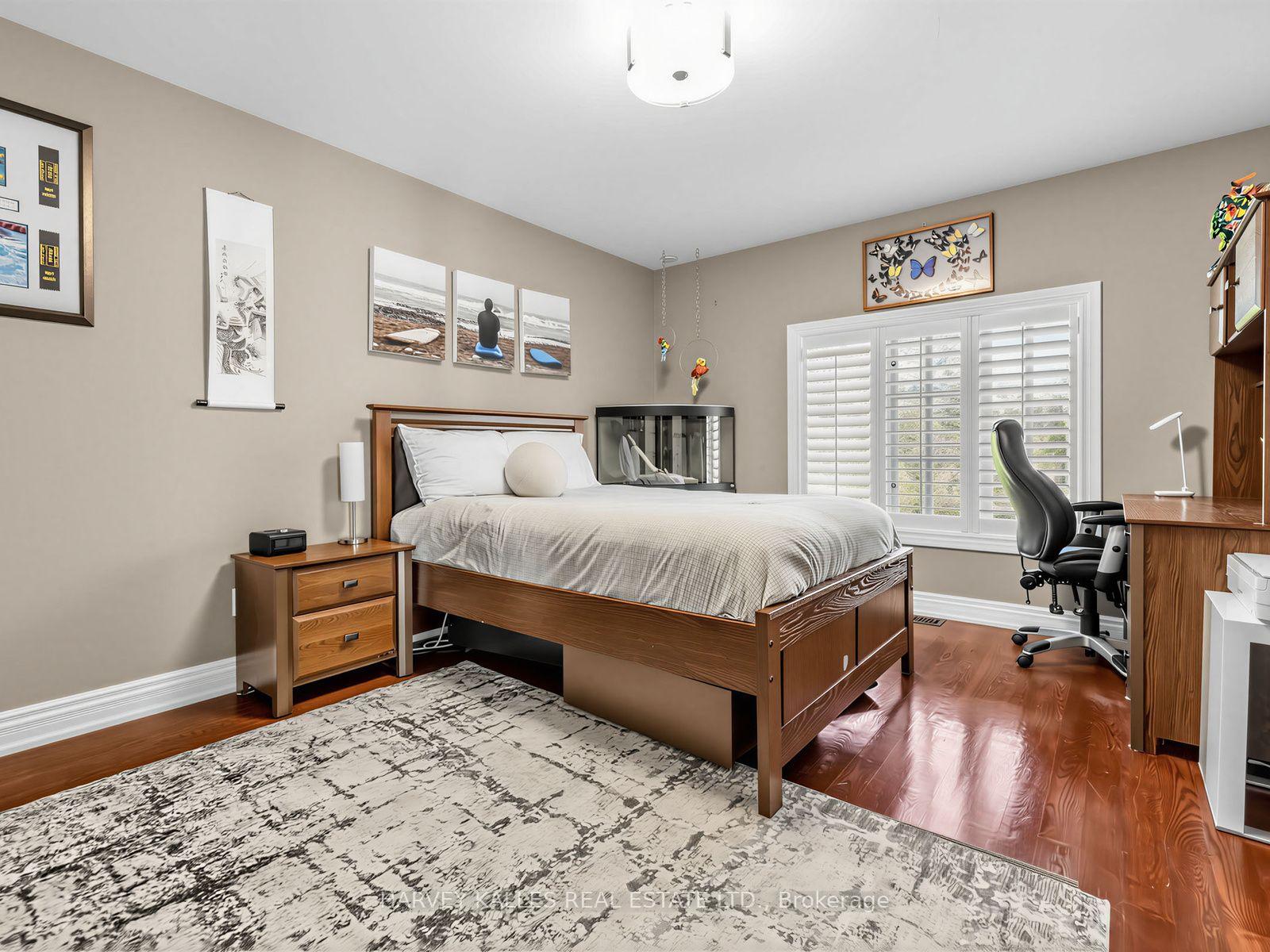Photo 37 of 629 Bedford Park Avenue, Toronto, Bedford Park-Nortown — HOMEH