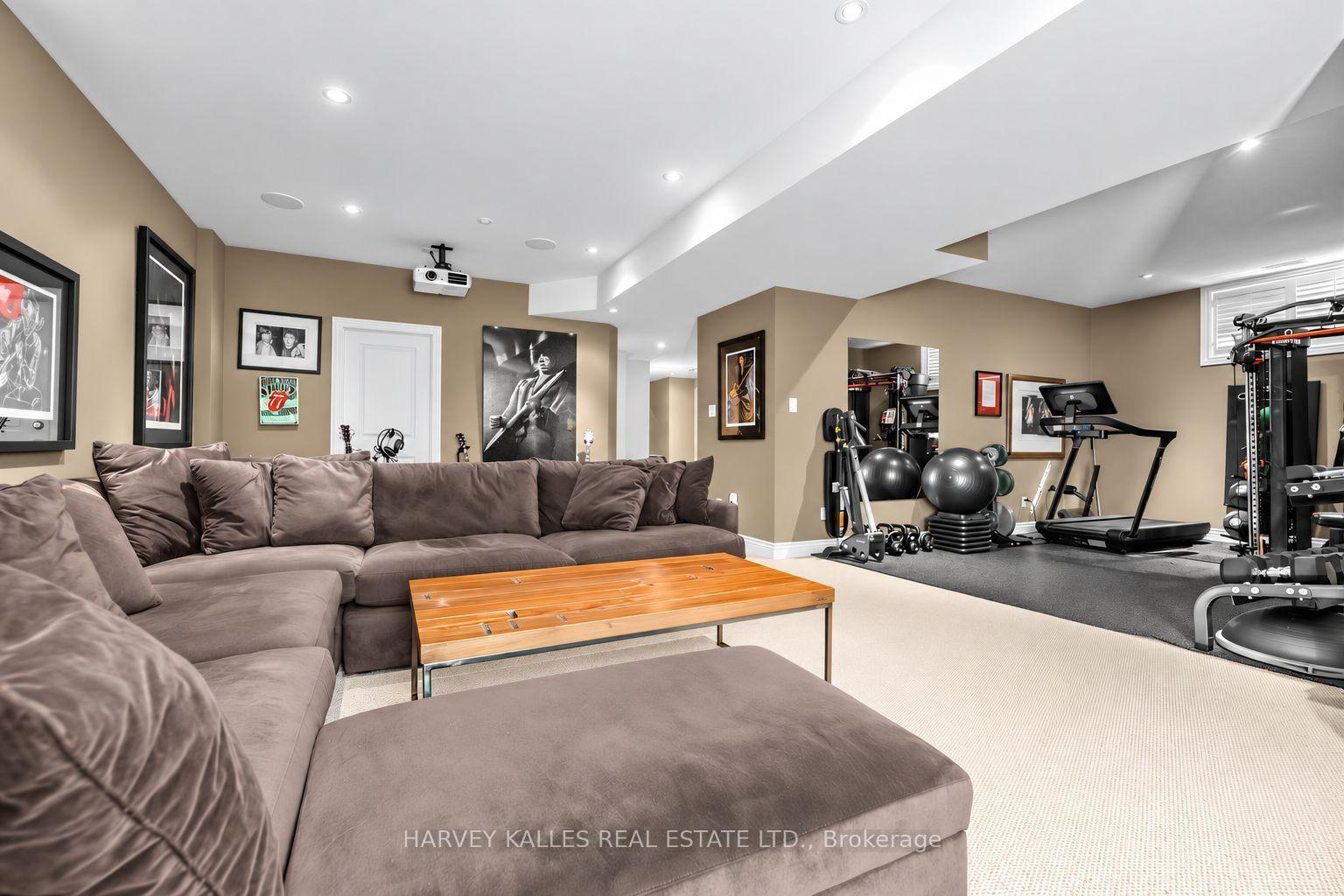 Photo 40 of 629 Bedford Park Avenue, Toronto, Bedford Park-Nortown — HOMEH