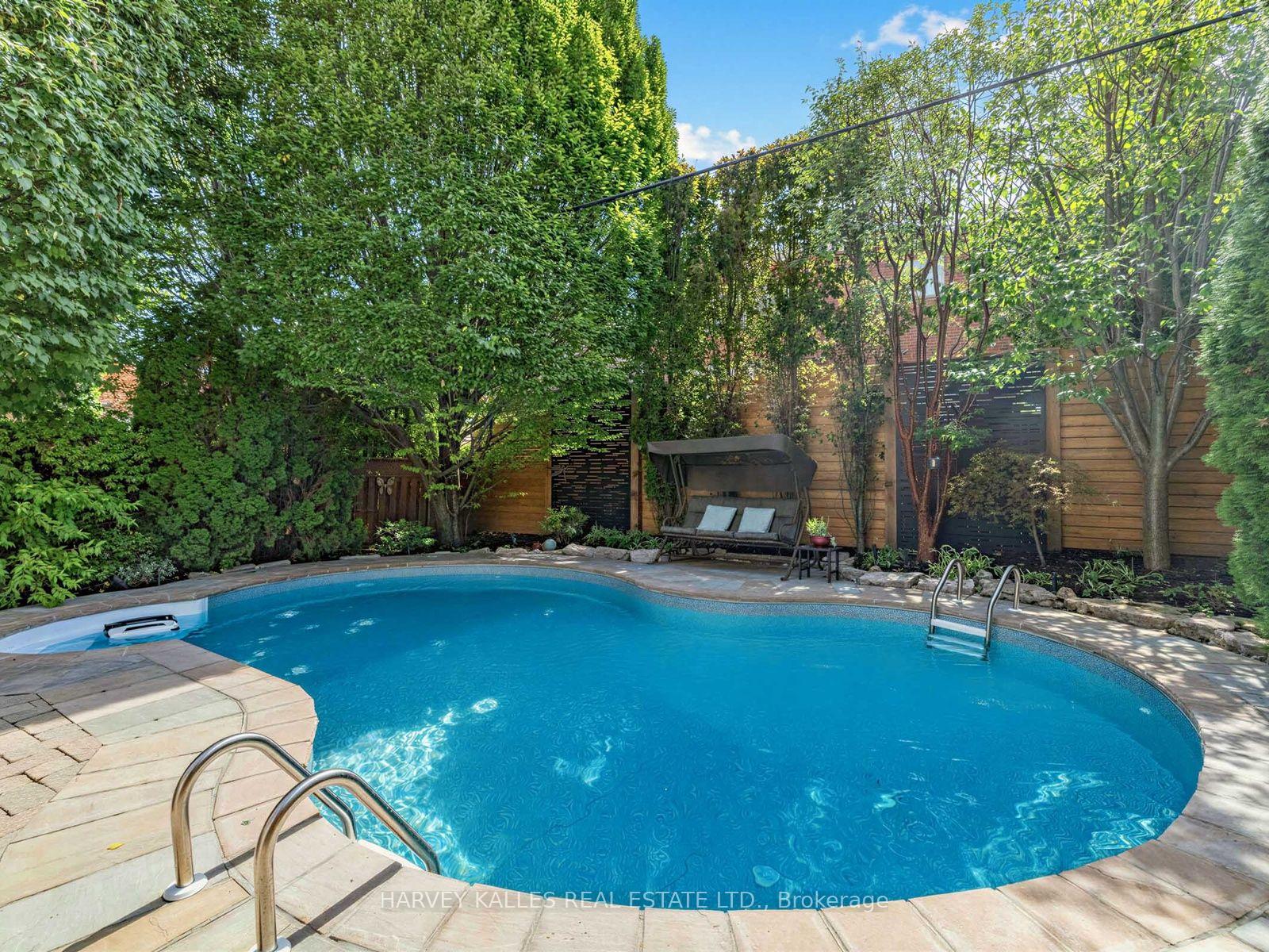 Photo 47 of 629 Bedford Park Avenue, Toronto, Bedford Park-Nortown — HOMEH
