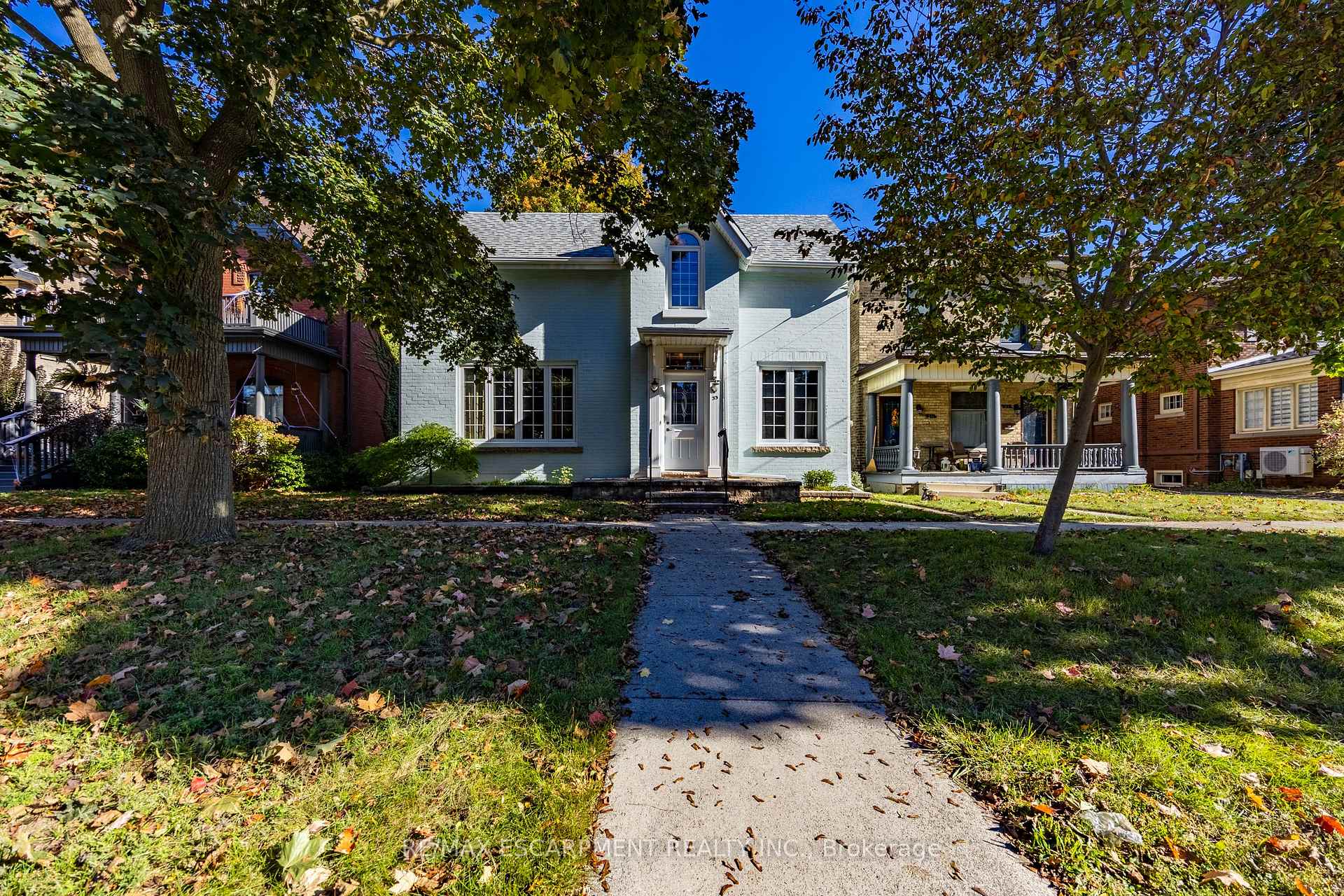 Photo 3 of 33 Palmerston Avenue, Brantford, North Ward — HOMEH