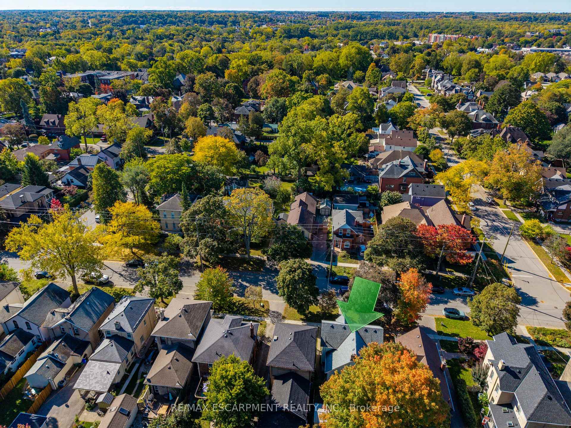 Photo 36 of 33 Palmerston Avenue, Brantford, North Ward — HOMEH
