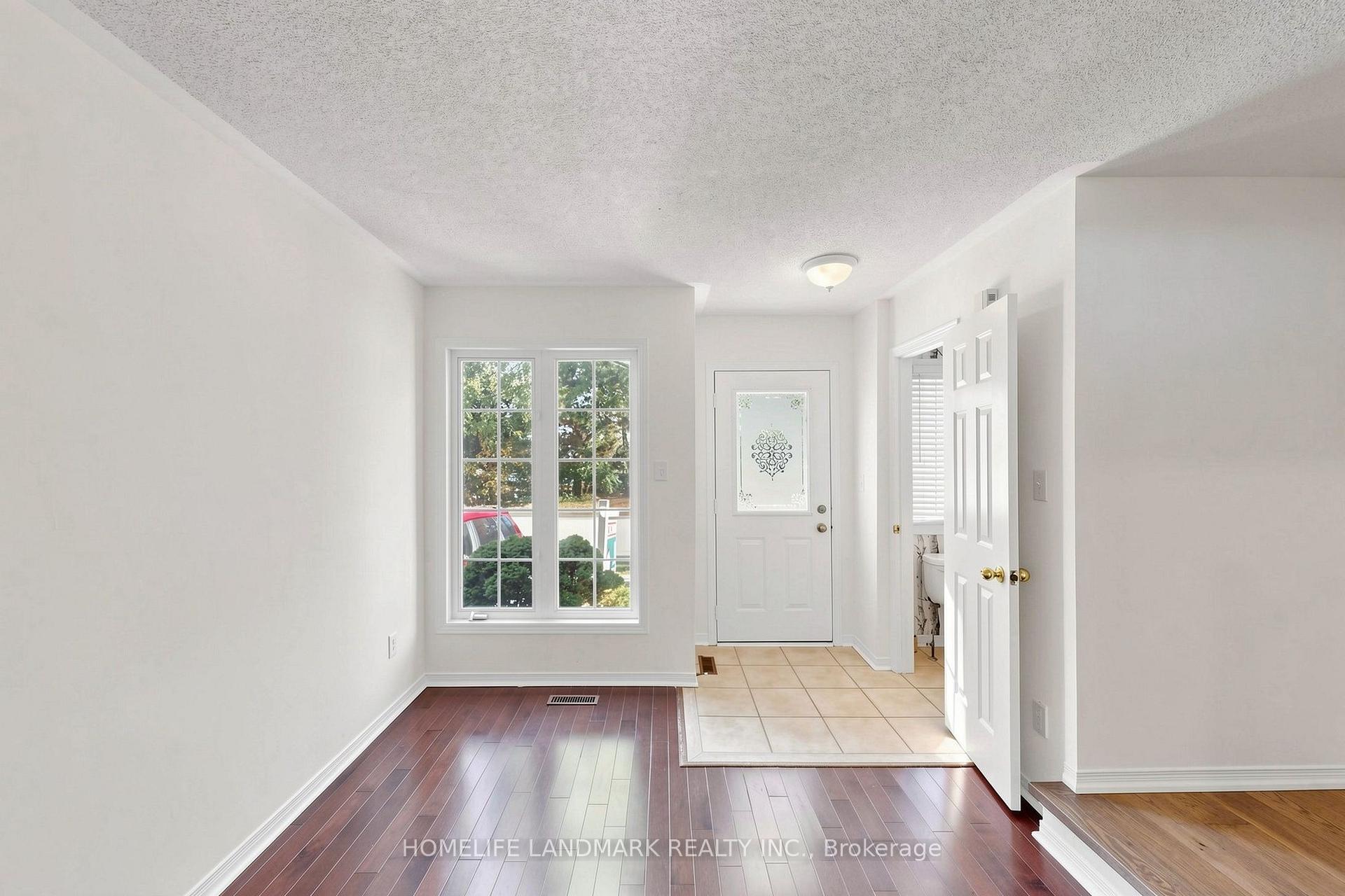 Photo 3 of 552 Thelma Street, Burlington, Appleby — HOMEH
