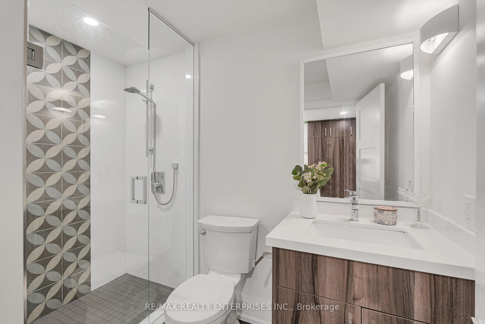 Photo 27 of 2223 Belfast Crescent, Mississauga, Sheridan — HOMEH