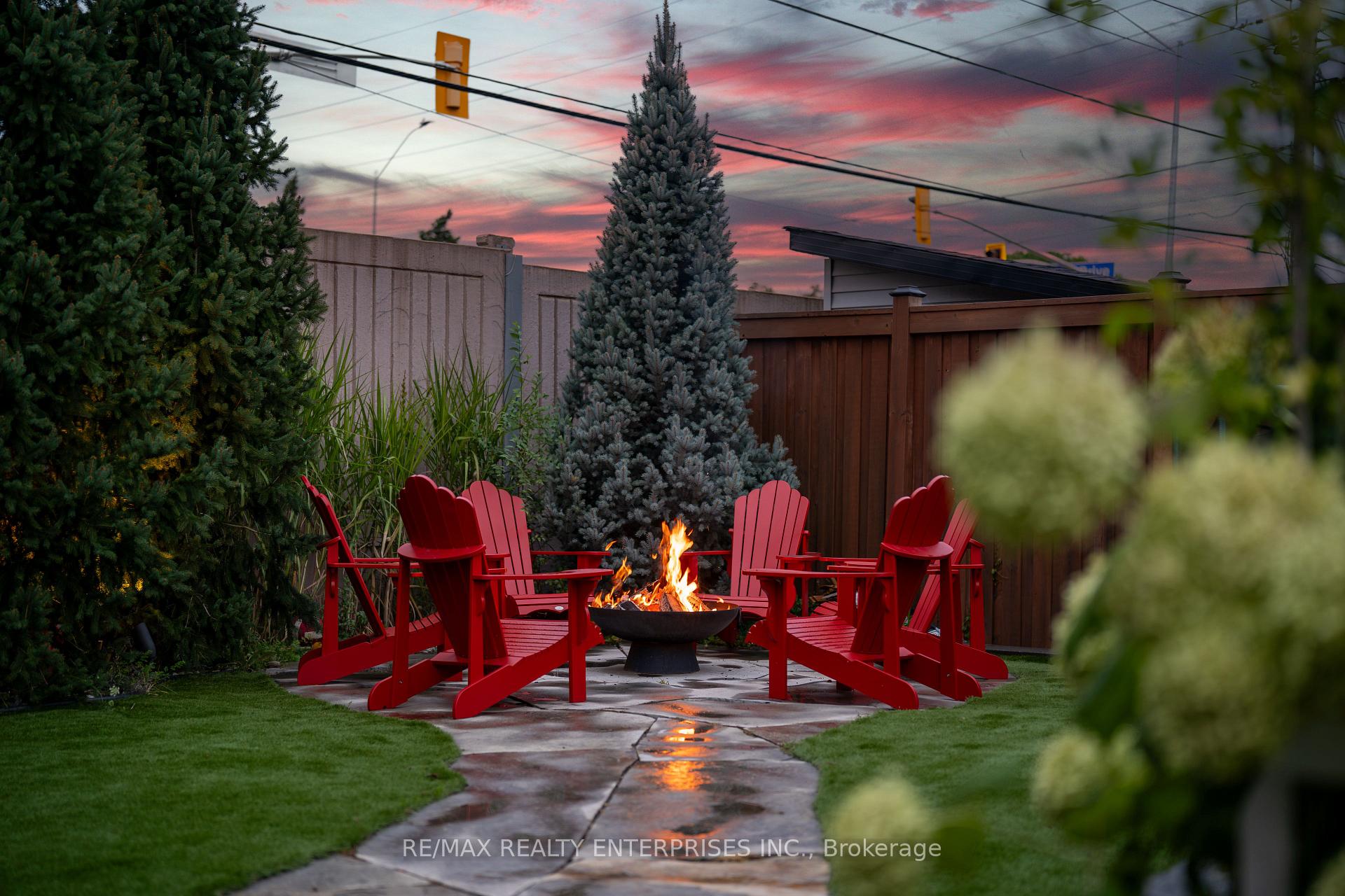 Photo 30 of 2223 Belfast Crescent, Mississauga, Sheridan — HOMEH