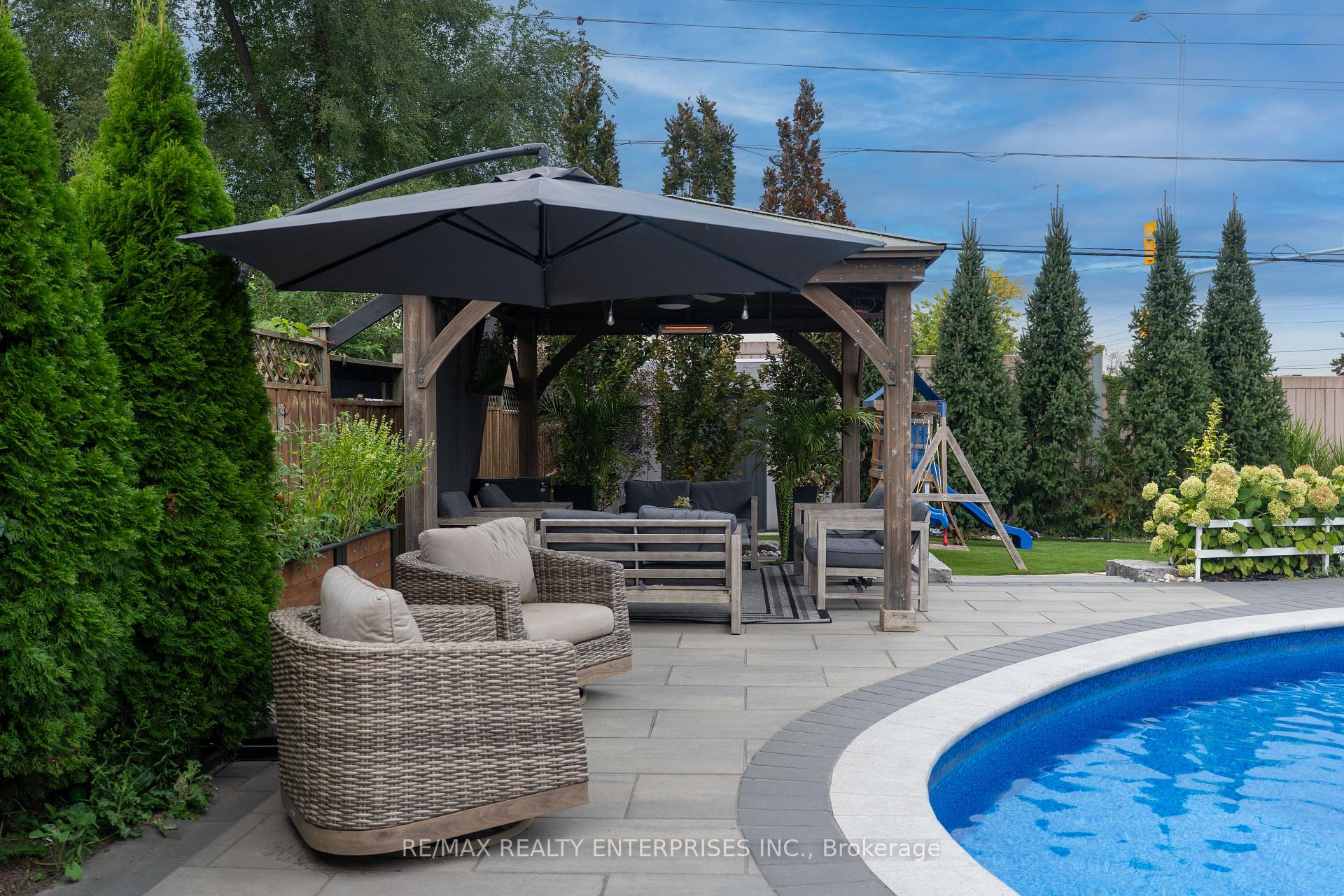 Photo 38 of 2223 Belfast Crescent, Mississauga, Sheridan — HOMEH