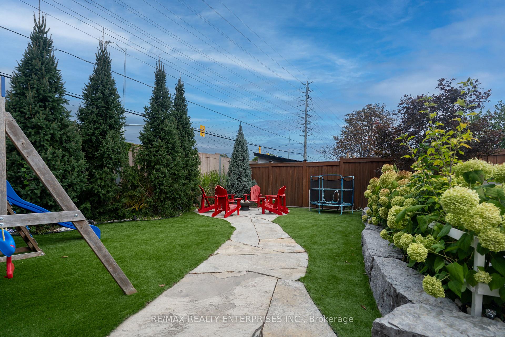 Photo 41 of 2223 Belfast Crescent, Mississauga, Sheridan — HOMEH