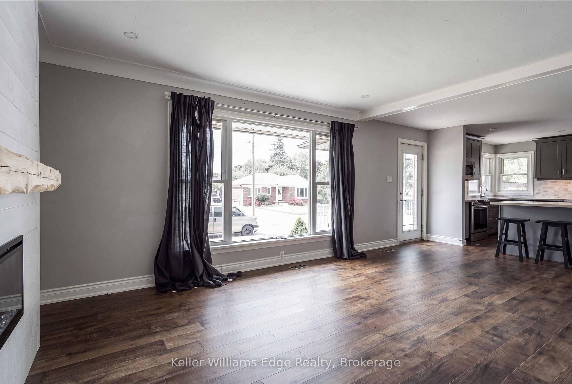 Photo 9 of Unit UPPER, 17 West 21st Street, Hamilton, Westcliffe — HOMEH