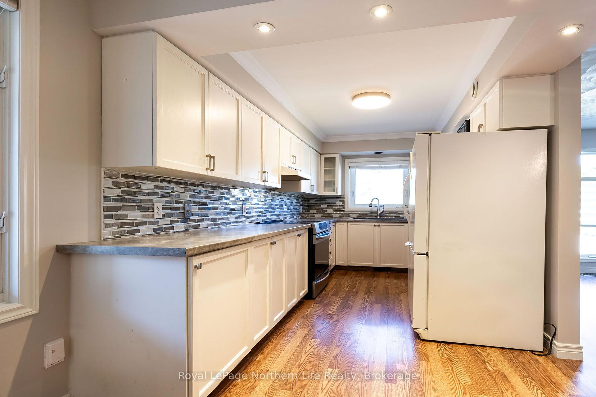 Photo 11 of 511 Bromley Avenue, North Bay, Widdifield — HOMEH