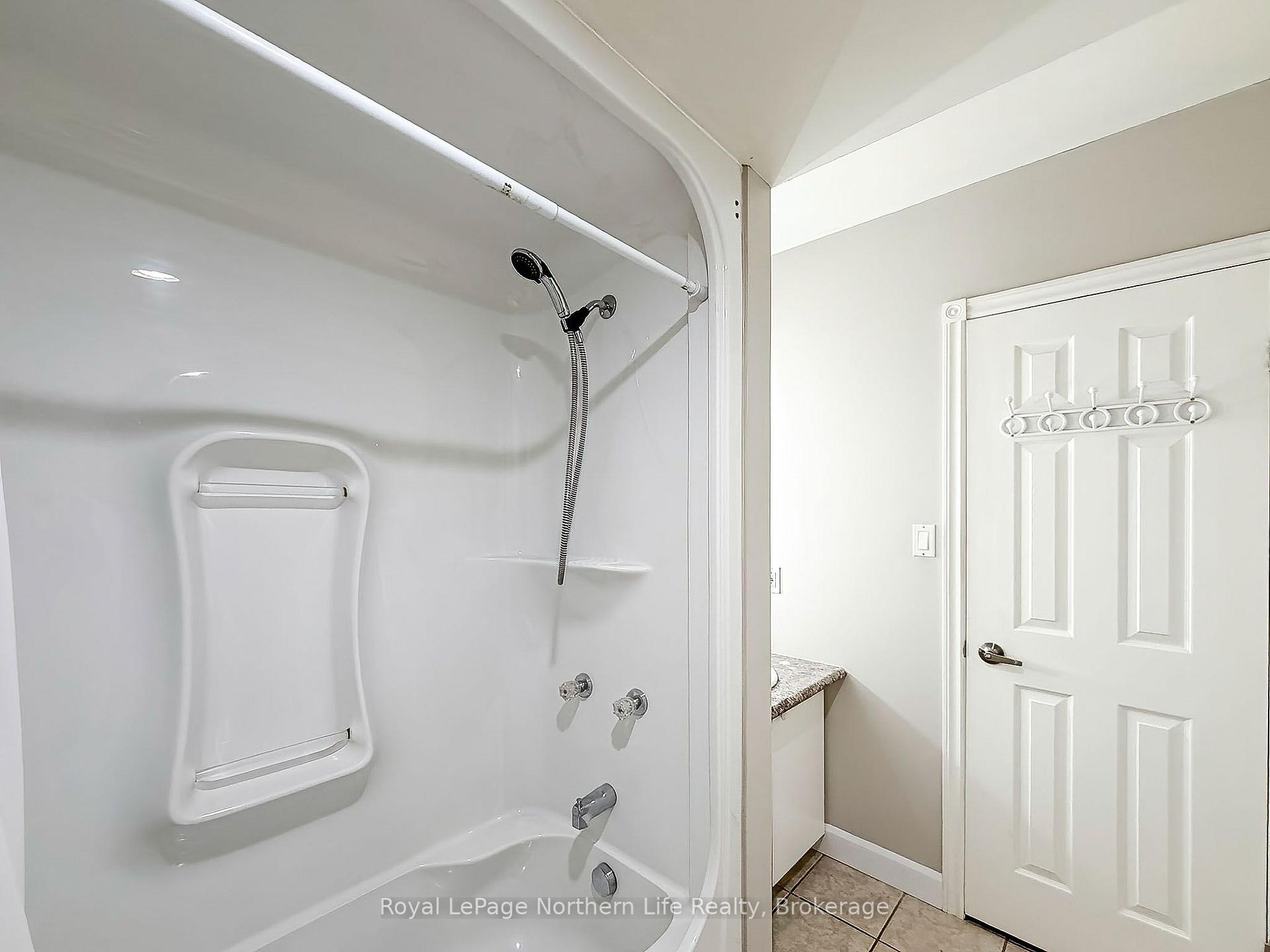 Photo 38 of 511 Bromley Avenue, North Bay, Widdifield — HOMEH