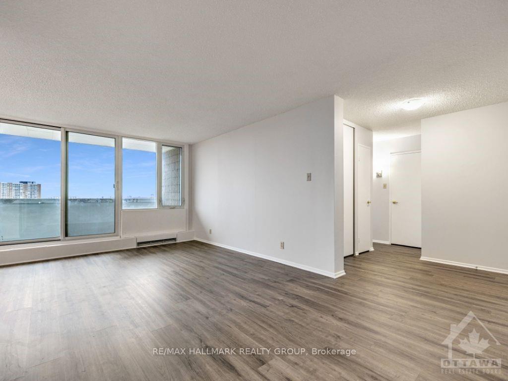 Photo 4 of Unit 1402, 2625 Regina Street, Ottawa, Britannia — HOMEH
