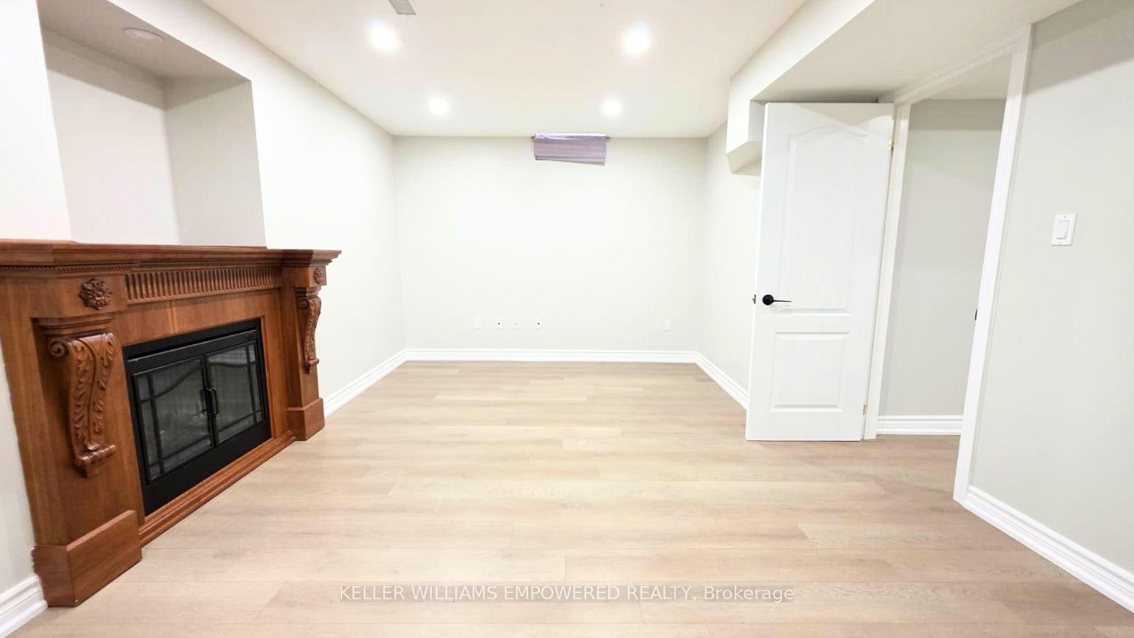 Photo 6 of Unit Bsmt, 26 Raffia Avenue, Richmond Hill, Oak Ridges Lake Wilcox — HOMEH