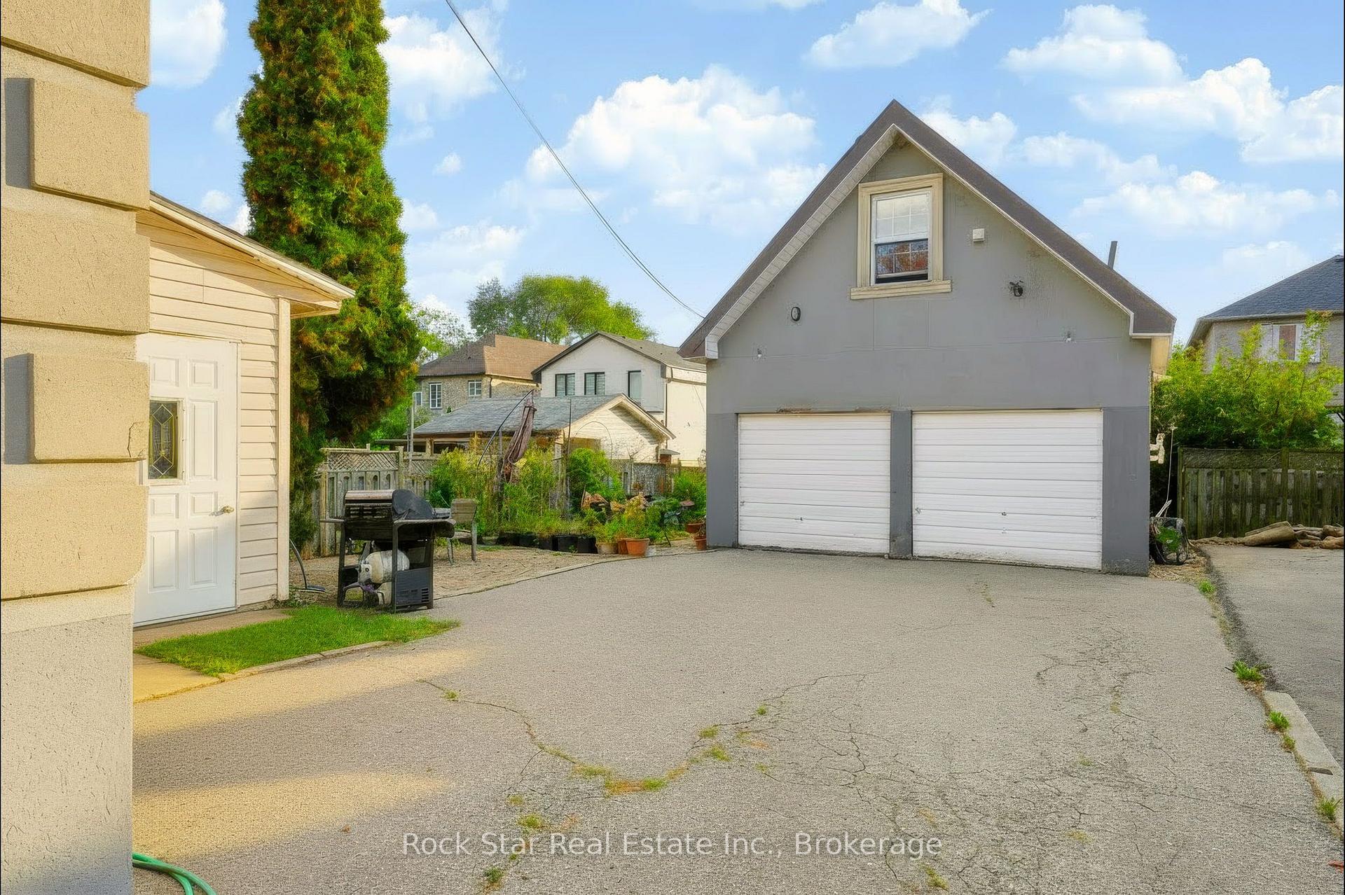Photo 27 of 1162 Northmount Avenue, Mississauga, Lakeview — HOMEH