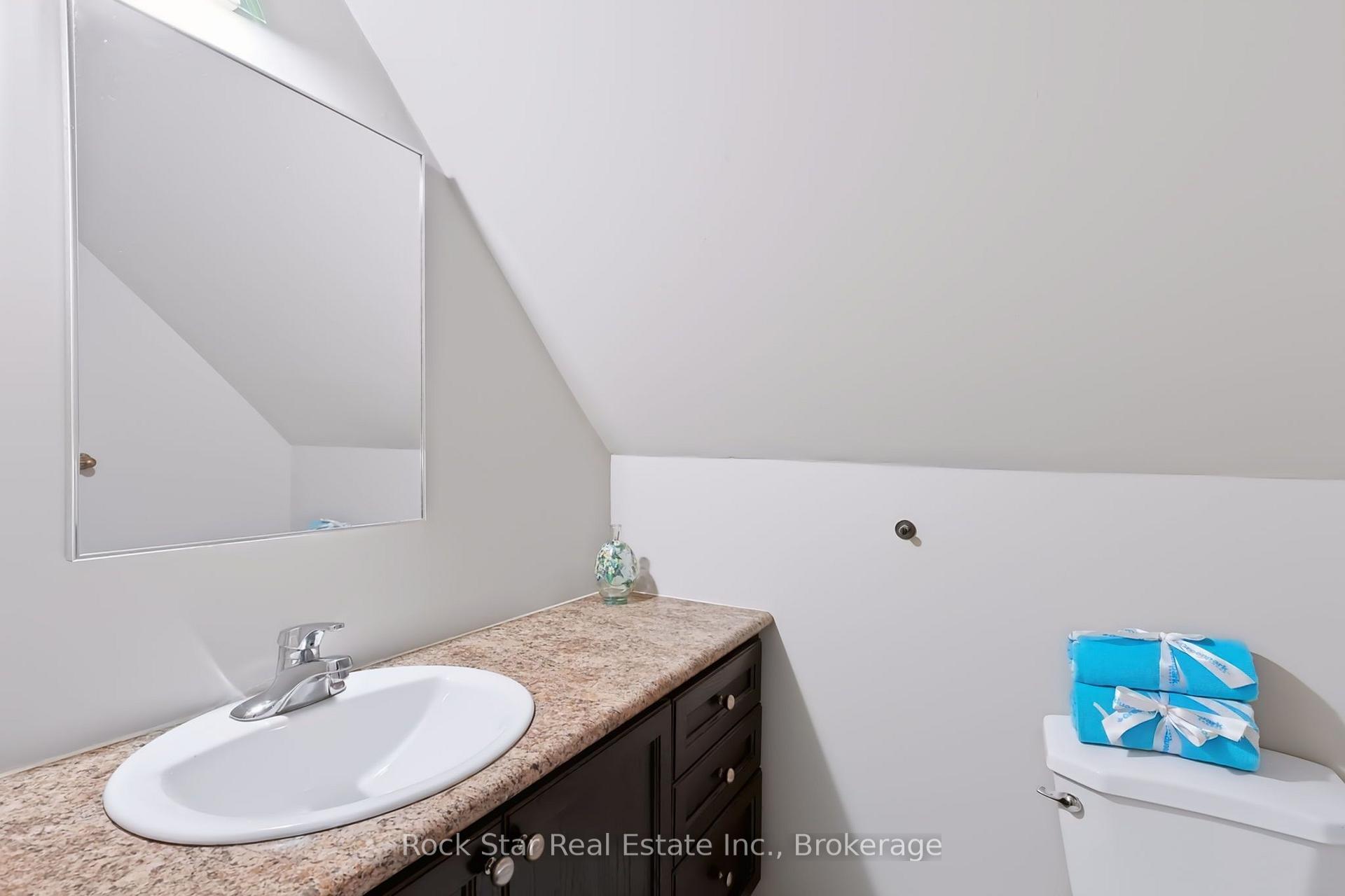 Photo 40 of 1162 Northmount Avenue, Mississauga, Lakeview — HOMEH