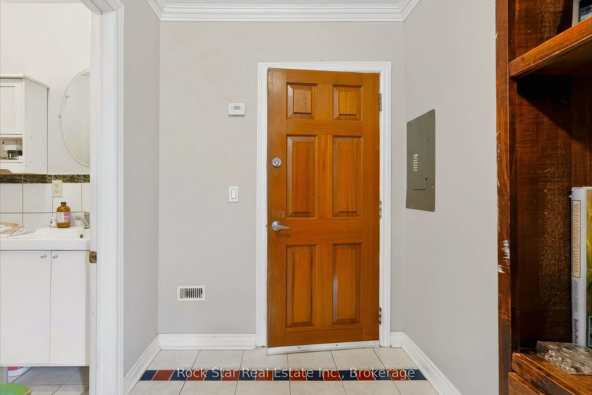 Photo 11 of 1162 Northmount Avenue, Mississauga, Lakeview — HOMEH