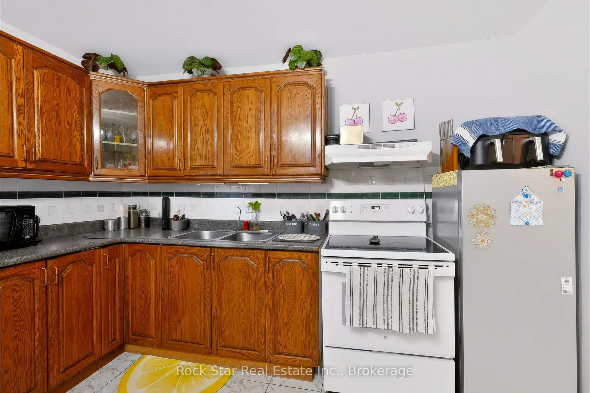 Photo 32 of 1162 Northmount Avenue, Mississauga, Lakeview — HOMEH