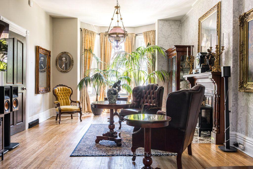 Photo 12 of 122 East Avenue S, Hamilton, Stinson — HOMEH