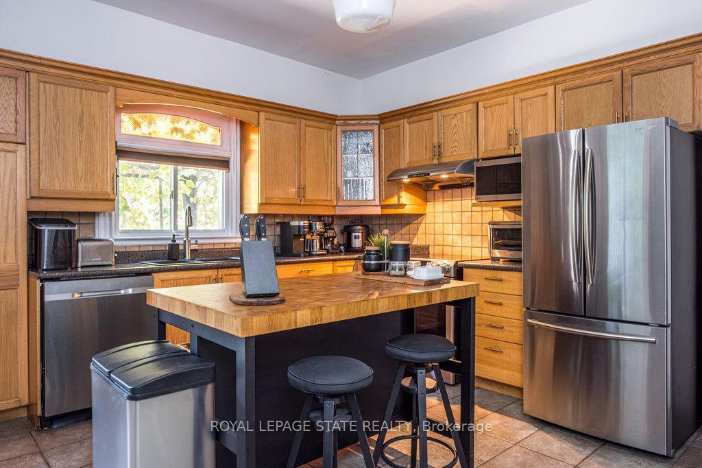 Photo 22 of 122 East Avenue S, Hamilton, Stinson — HOMEH