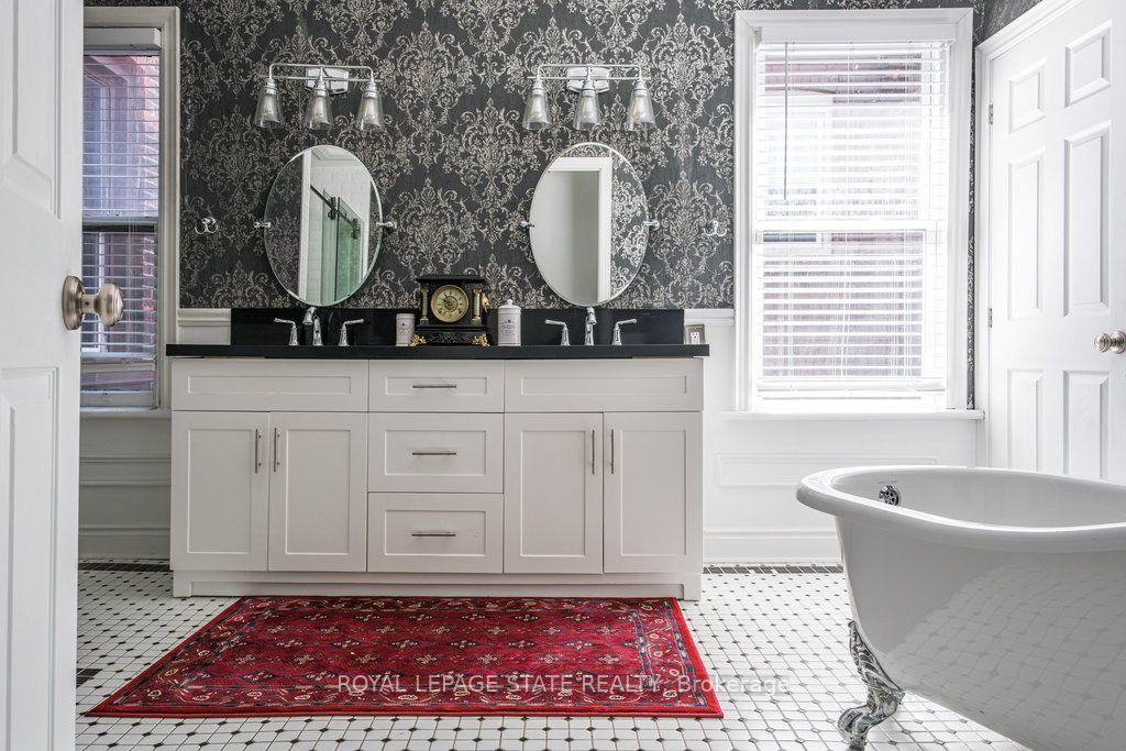 Photo 35 of 122 East Avenue S, Hamilton, Stinson — HOMEH