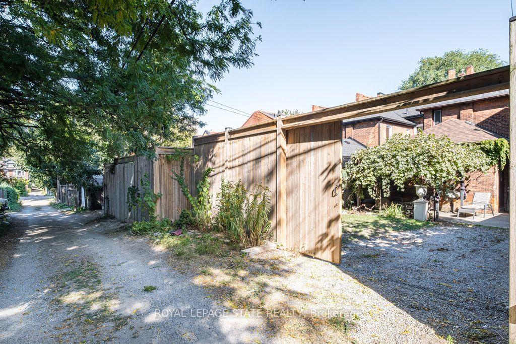 Photo 44 of 122 East Avenue S, Hamilton, Stinson — HOMEH