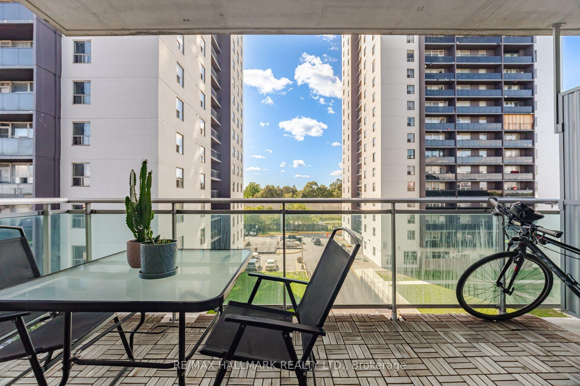 Photo 3 of Unit 505, 2464 Weston Road, North York, Weston — HOMEH