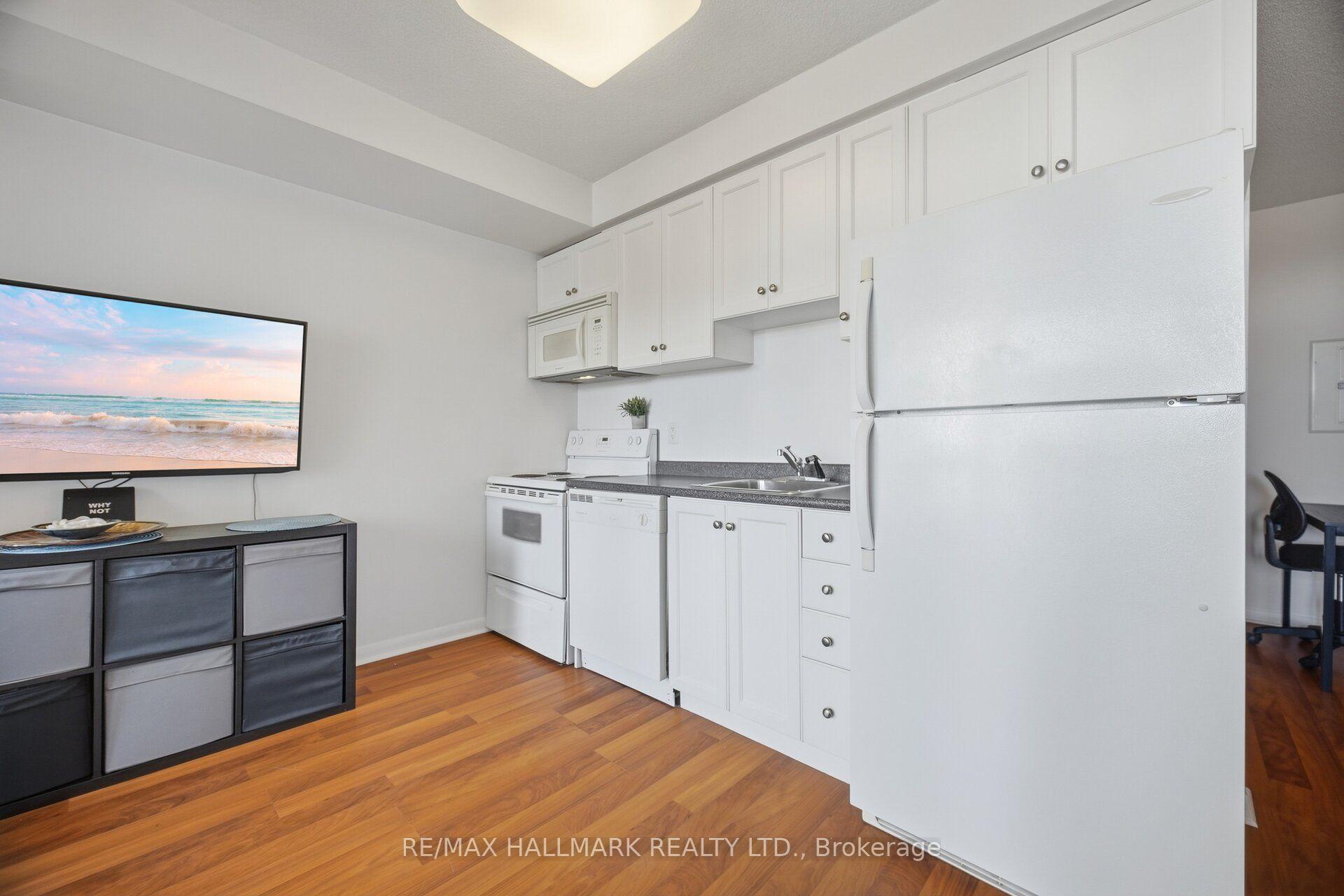 Photo 14 of Unit 505, 2464 Weston Road, North York, Weston — HOMEH