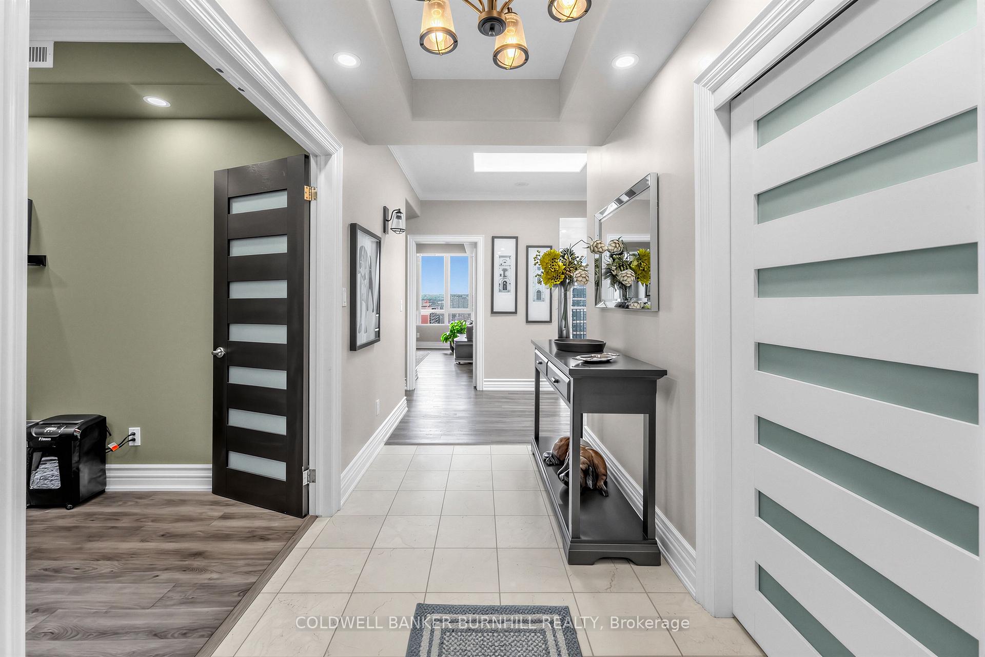 Photo 4 of Unit PH1, 1477 Lakeshore Road, Burlington, Brant — HOMEH
