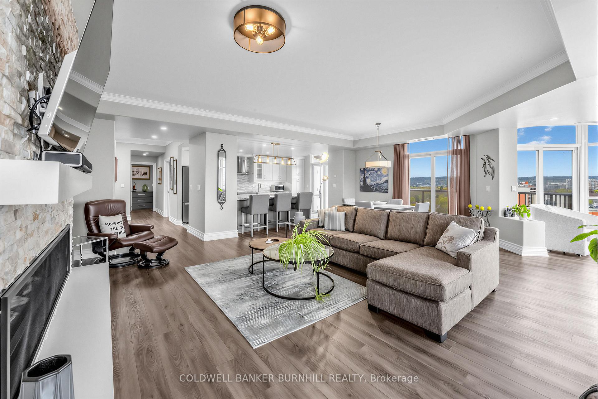 Photo 5 of Unit PH1, 1477 Lakeshore Road, Burlington, Brant — HOMEH