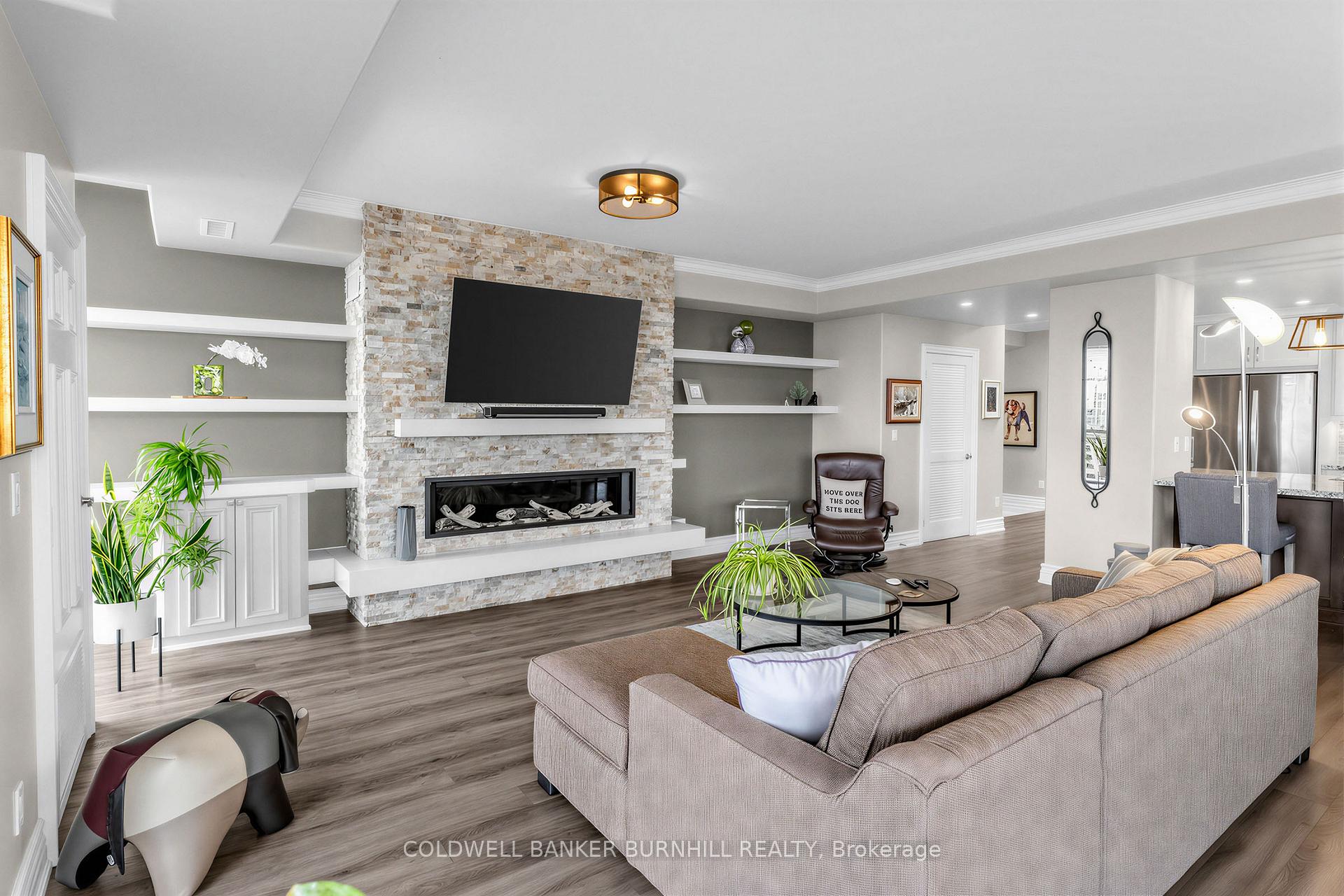 Photo 8 of Unit PH1, 1477 Lakeshore Road, Burlington, Brant — HOMEH