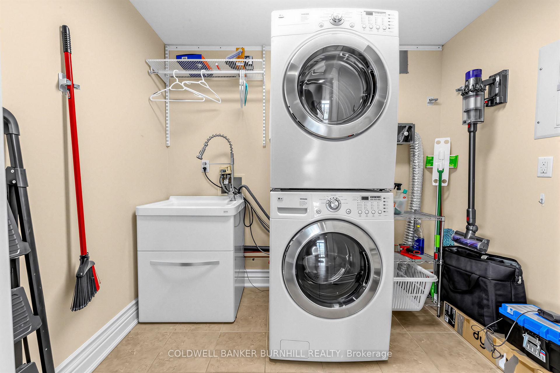 Photo 31 of Unit PH1, 1477 Lakeshore Road, Burlington, Brant — HOMEH