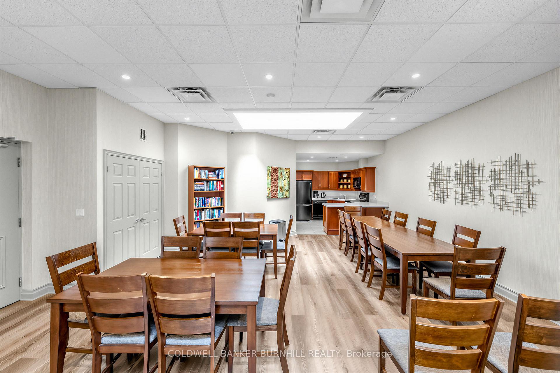 Photo 37 of Unit PH1, 1477 Lakeshore Road, Burlington, Brant — HOMEH