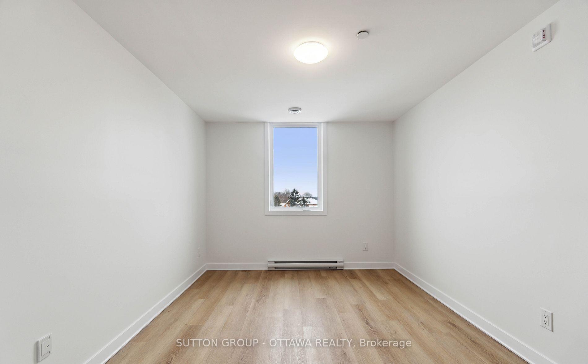 Photo 10 of 7 Maple Avenue, Smiths Falls, Smiths Falls — HOMEH