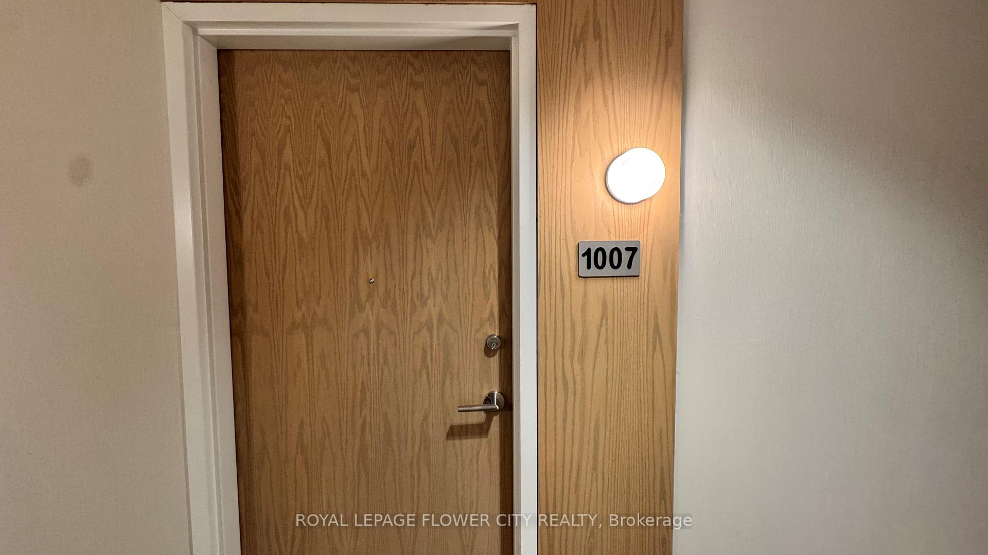Photo 2 of Unit 1007, 2825 Jane Street, North York, Glenfield-Jane Heights — HOMEH
