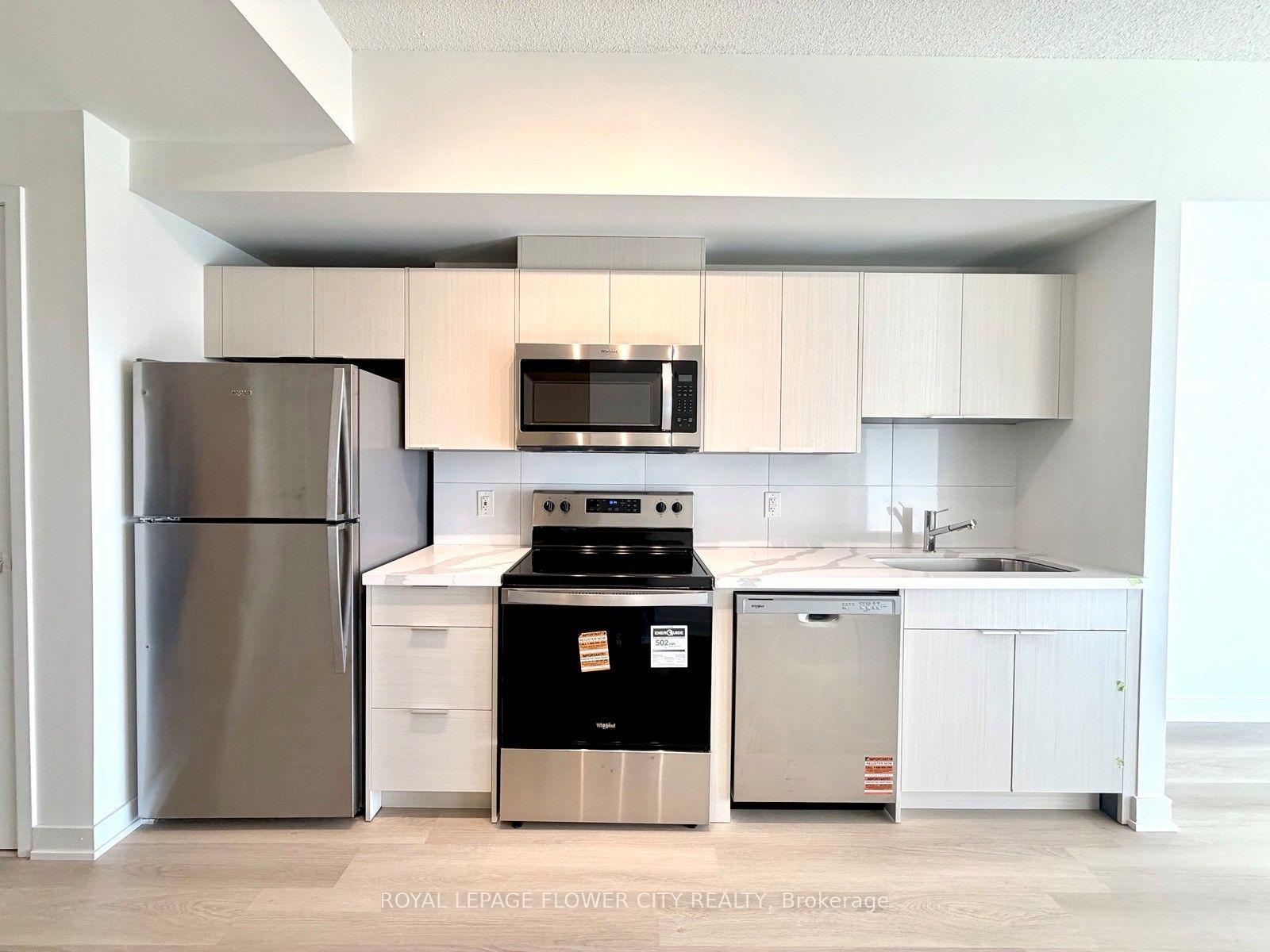 Photo 5 of Unit 1007, 2825 Jane Street, North York, Glenfield-Jane Heights — HOMEH